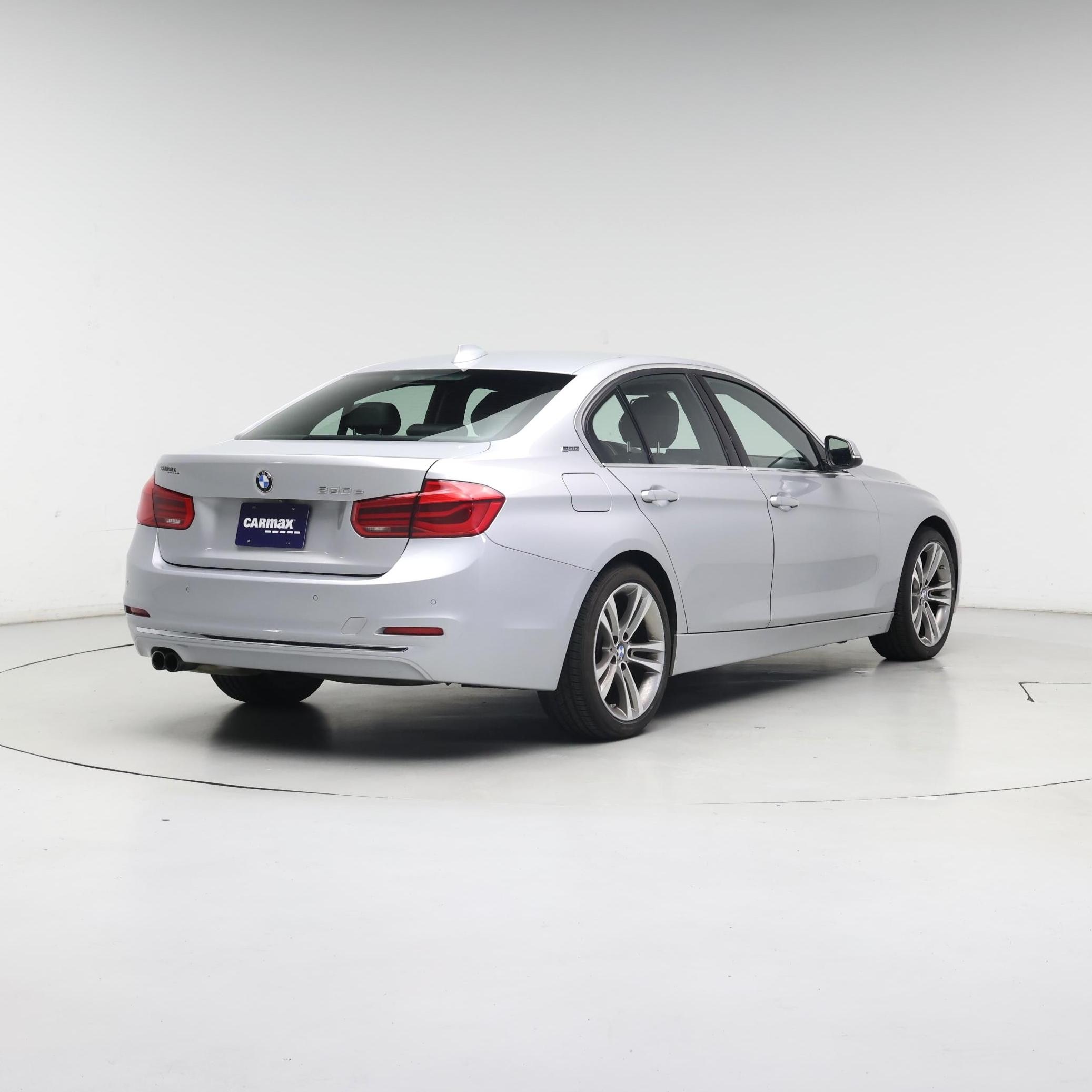 Thumbnail: 2018 BMW 3 Series - 8