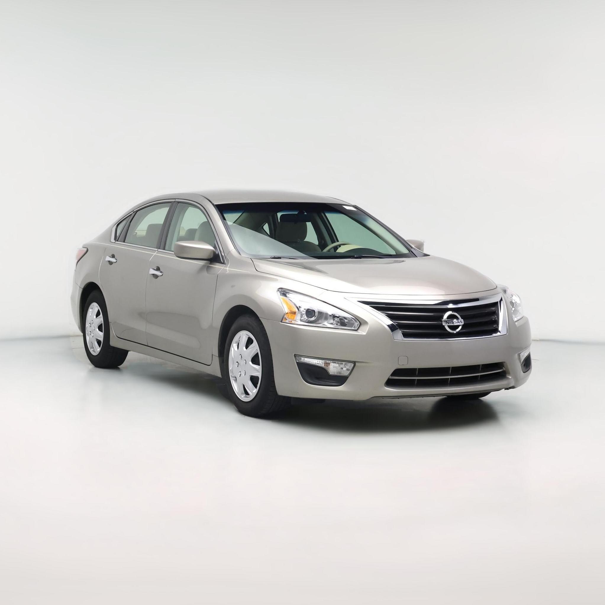 Thumbnail: 2015 Nissan Altima - 1