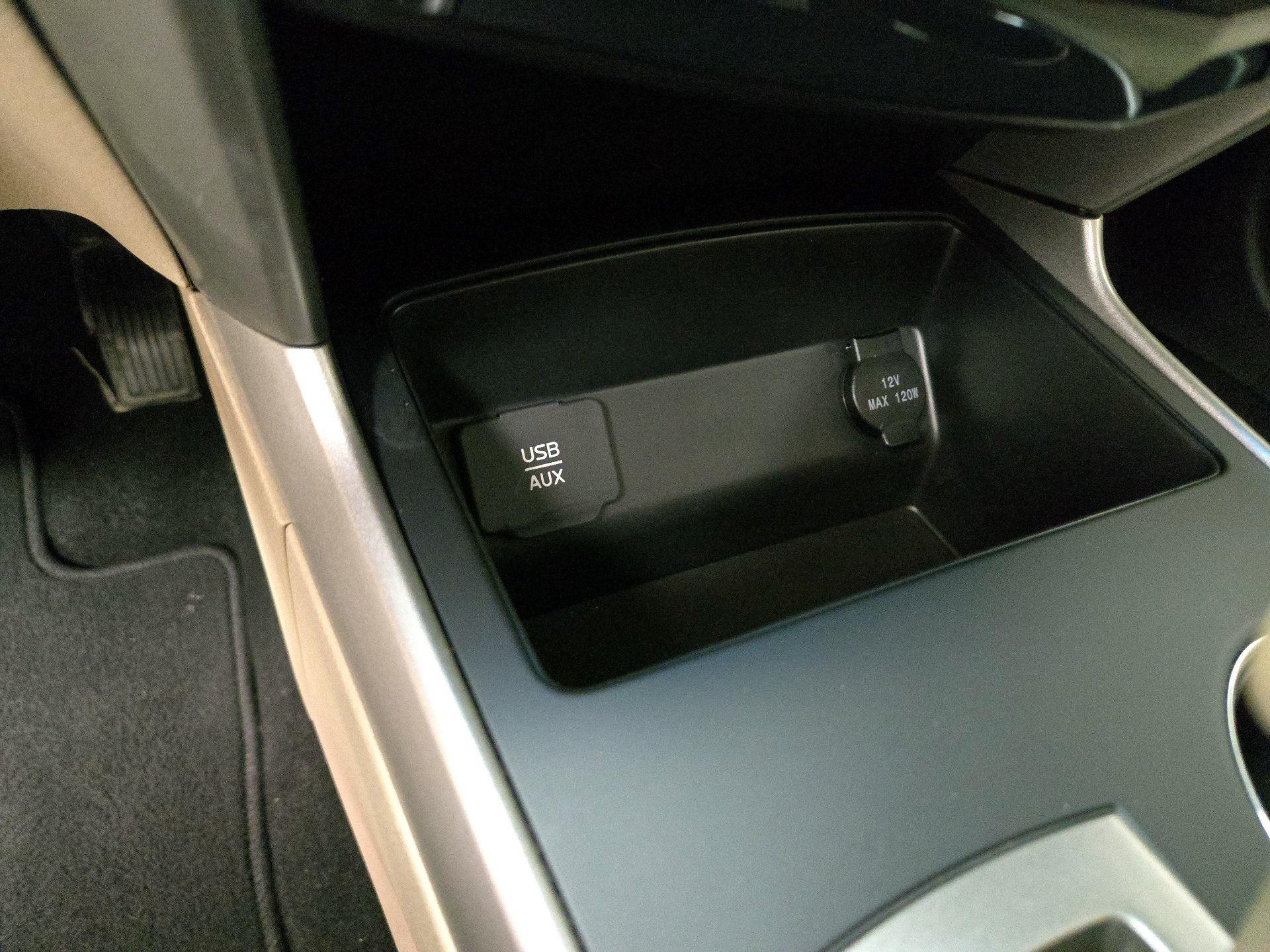 Thumbnail: 2015 Nissan Altima - 18