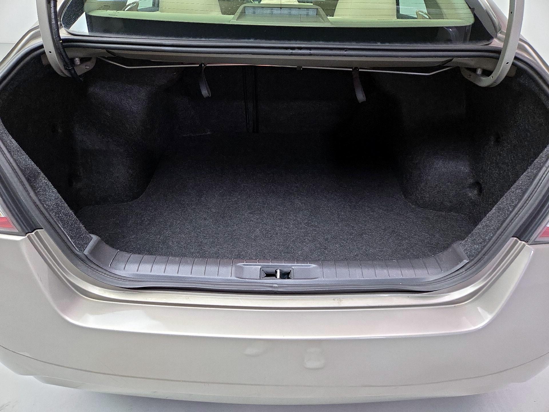 Thumbnail: 2015 Nissan Altima - 20