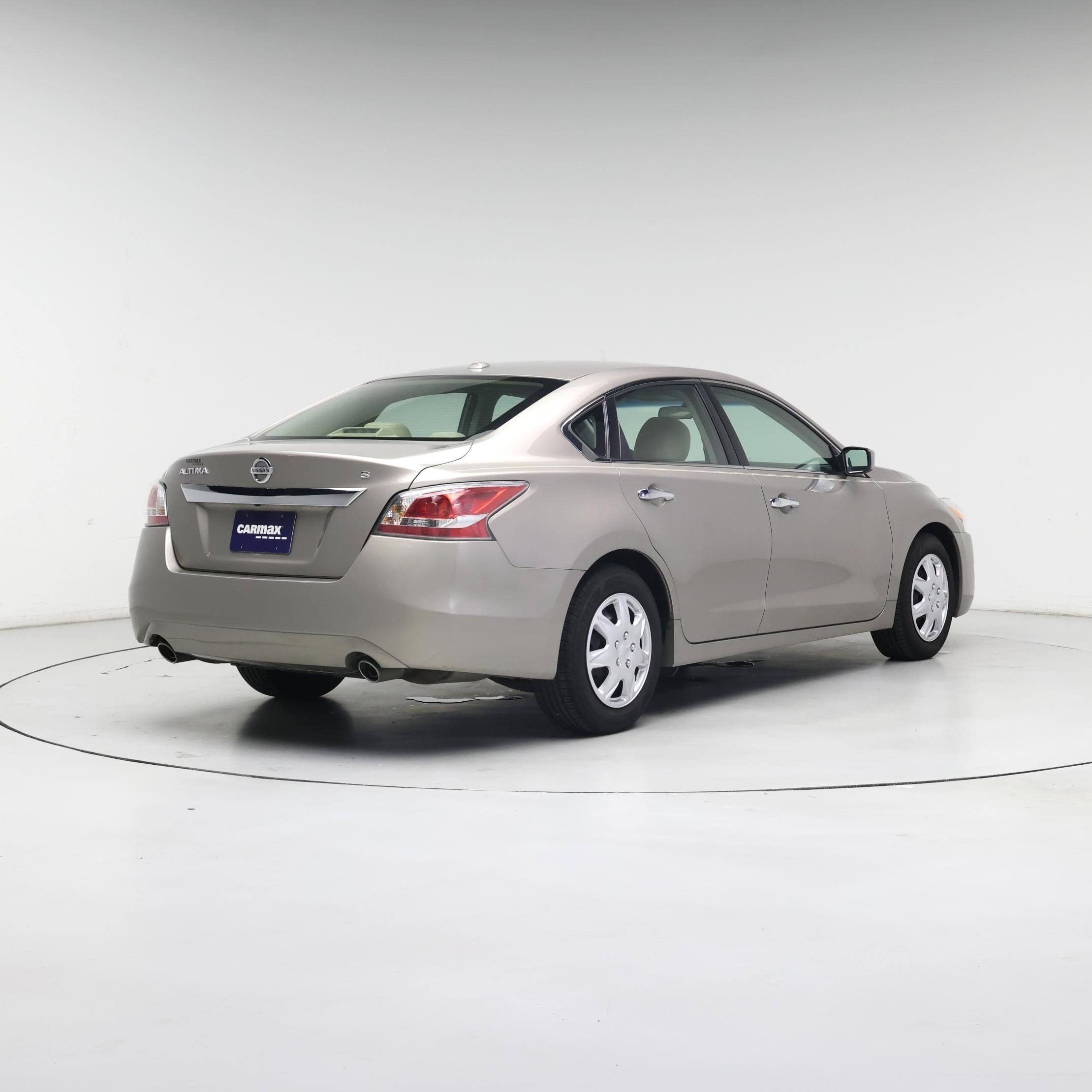 Thumbnail: 2015 Nissan Altima - 8