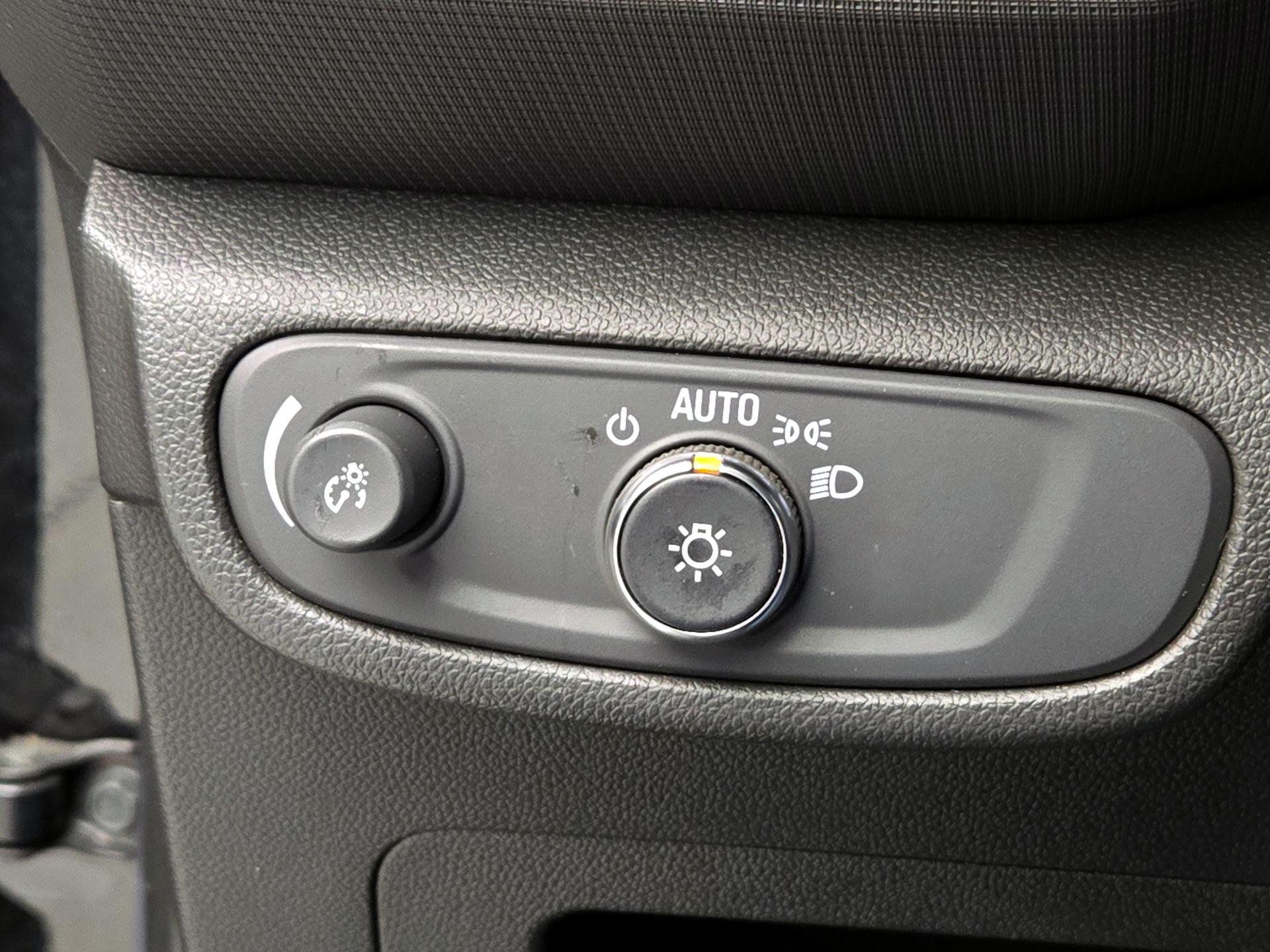 Thumbnail: 2021 Chevrolet TrailBlazer - 13