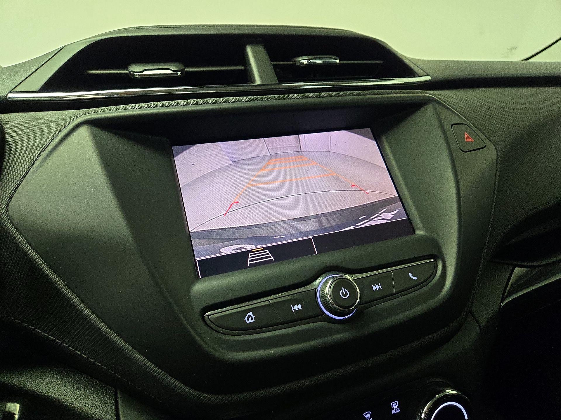 Thumbnail: 2021 Chevrolet TrailBlazer - 14