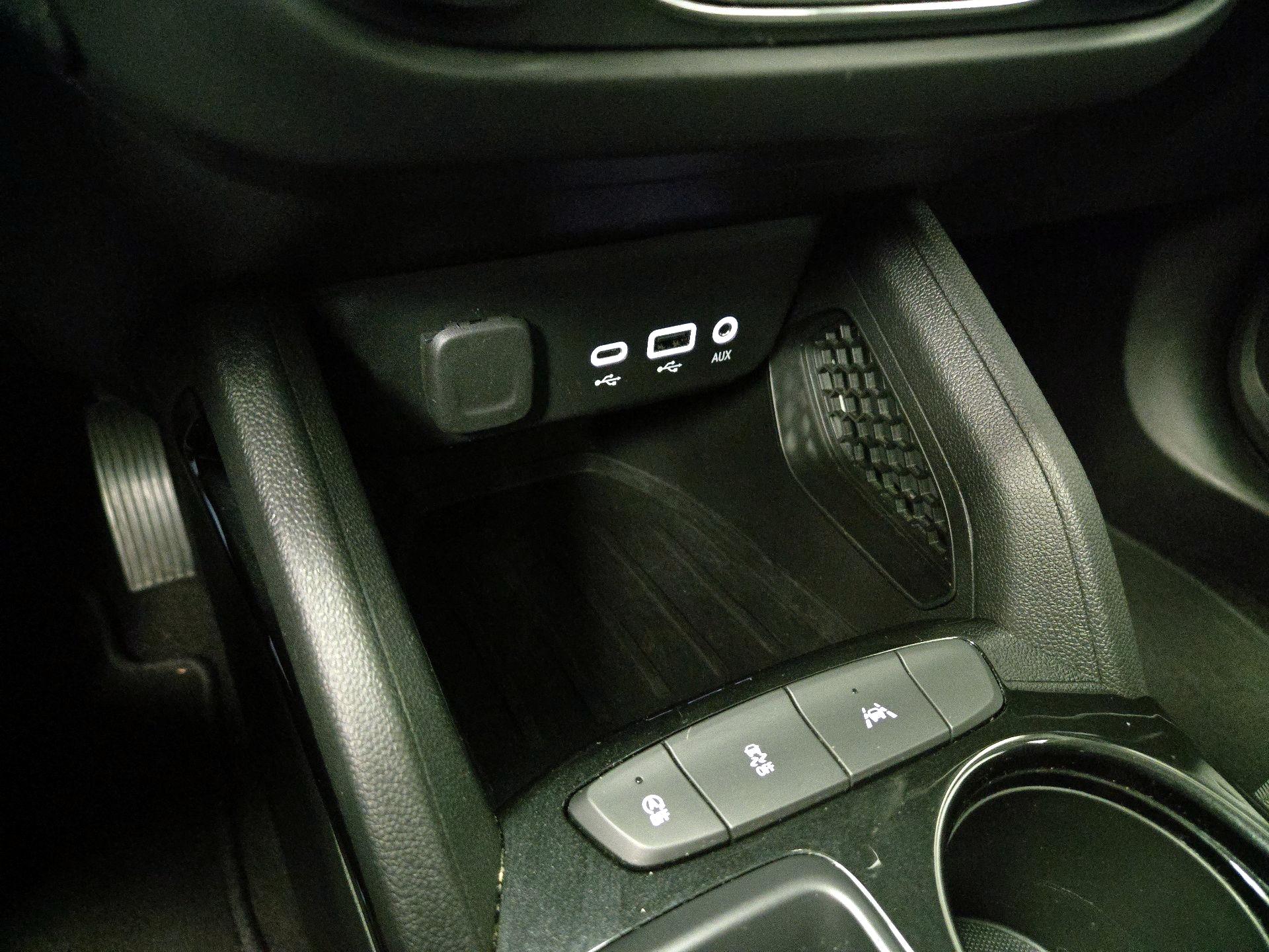 Thumbnail: 2021 Chevrolet TrailBlazer - 18