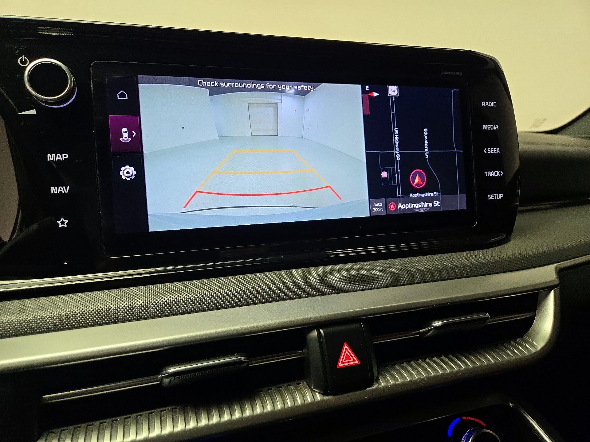 Thumbnail: 2022 Kia K5 - 15