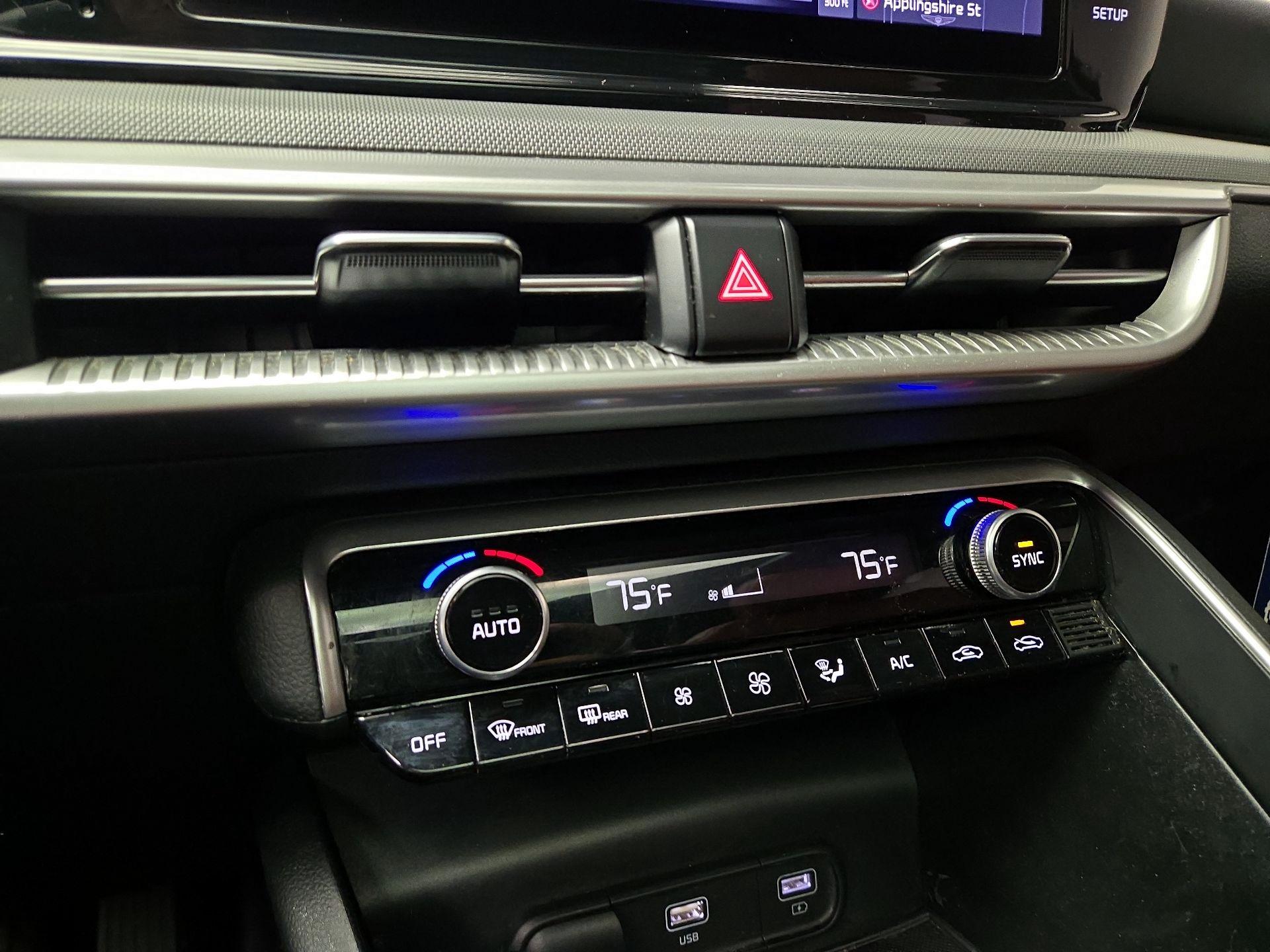 Thumbnail: 2022 Kia K5 - 17