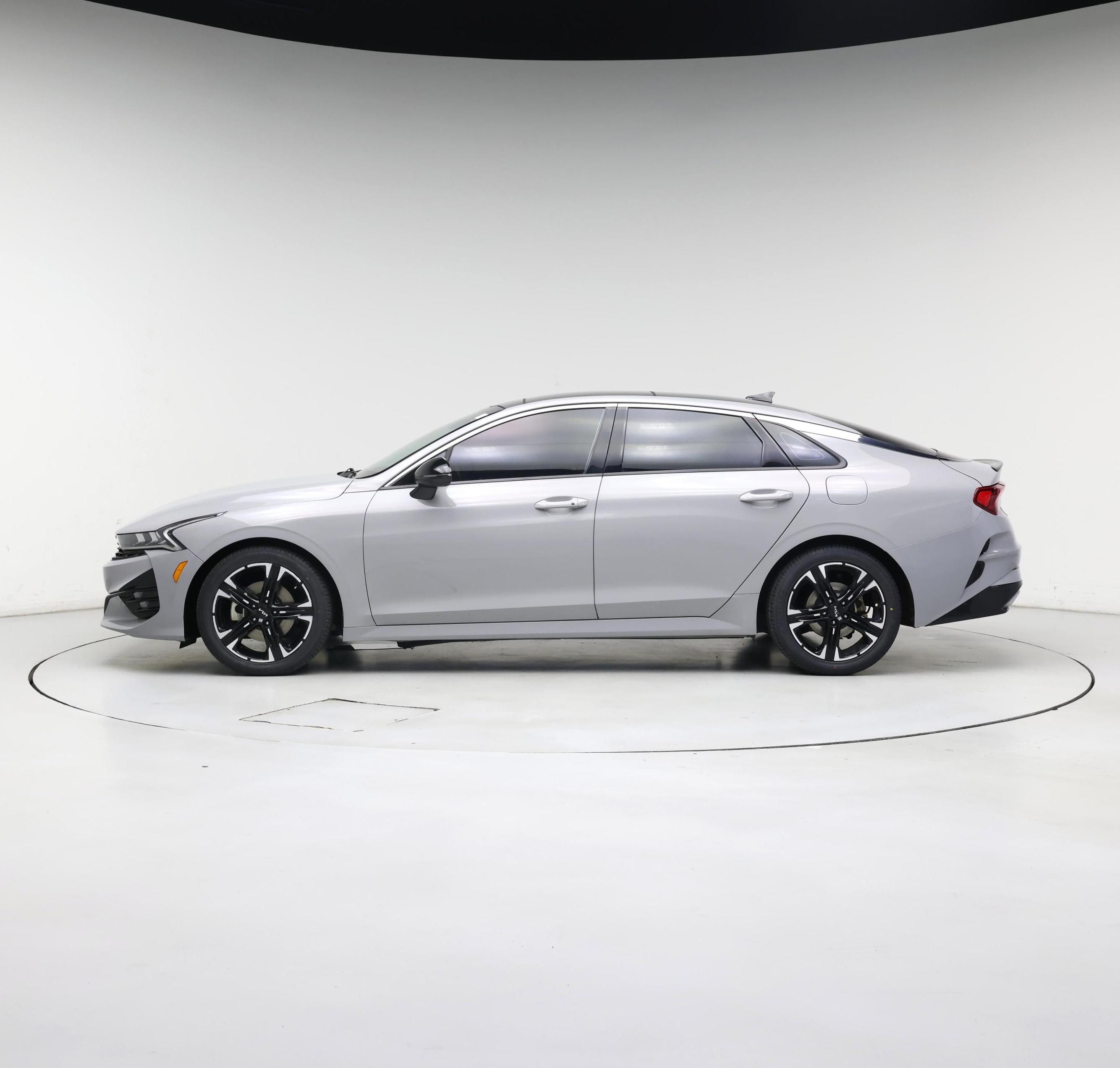 Thumbnail: 2022 Kia K5 - 3