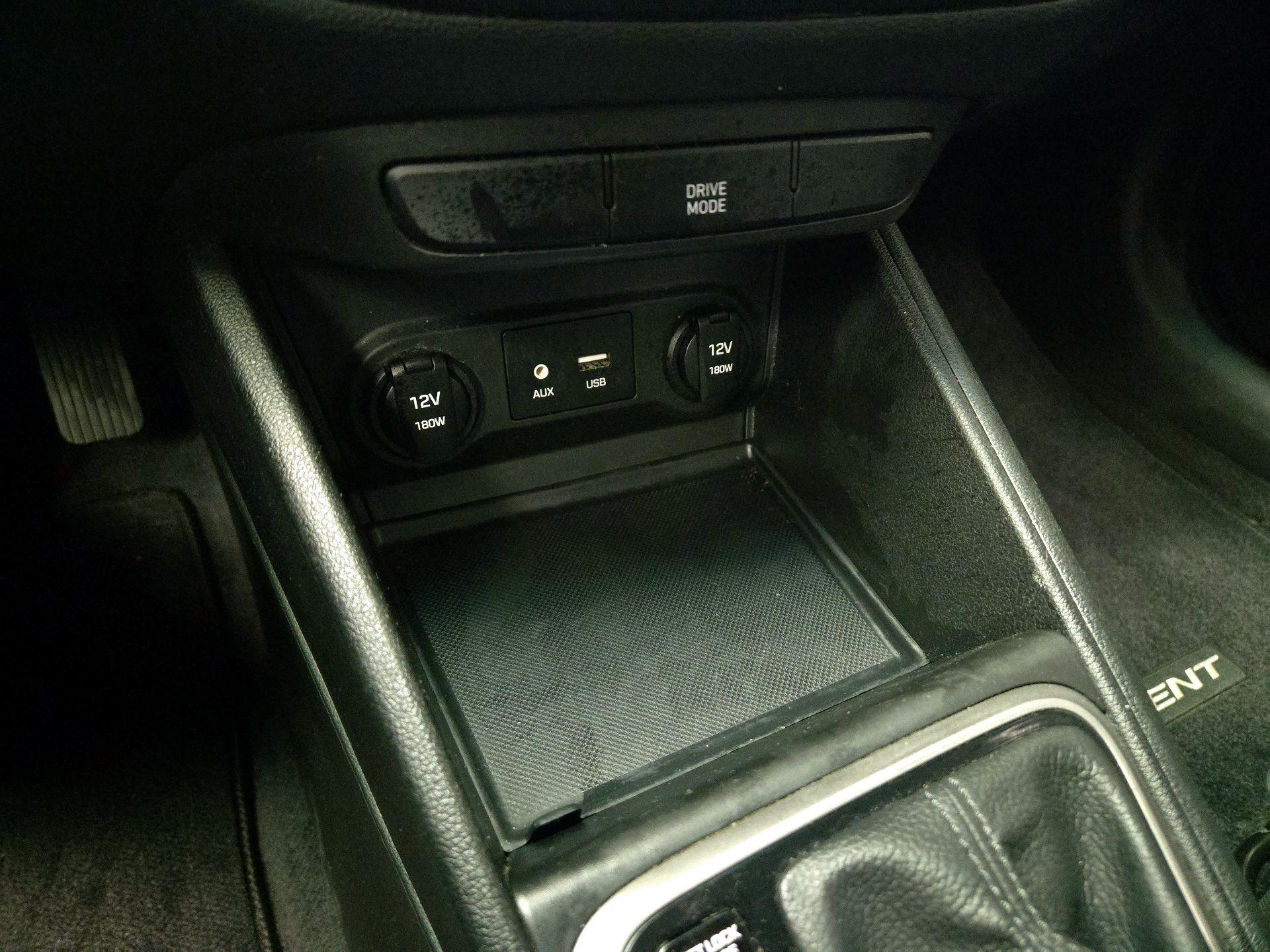 Thumbnail: 2019 Hyundai Accent - 18