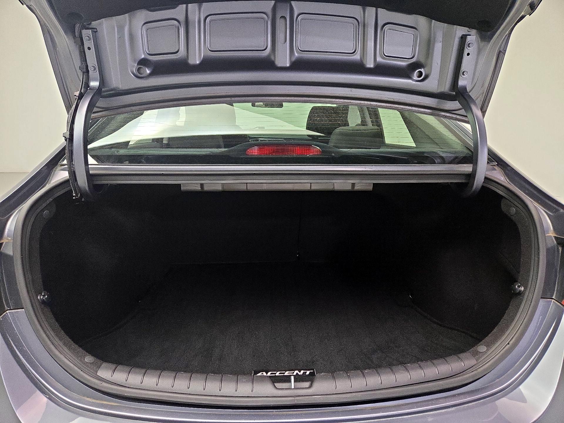 Thumbnail: 2019 Hyundai Accent - 20