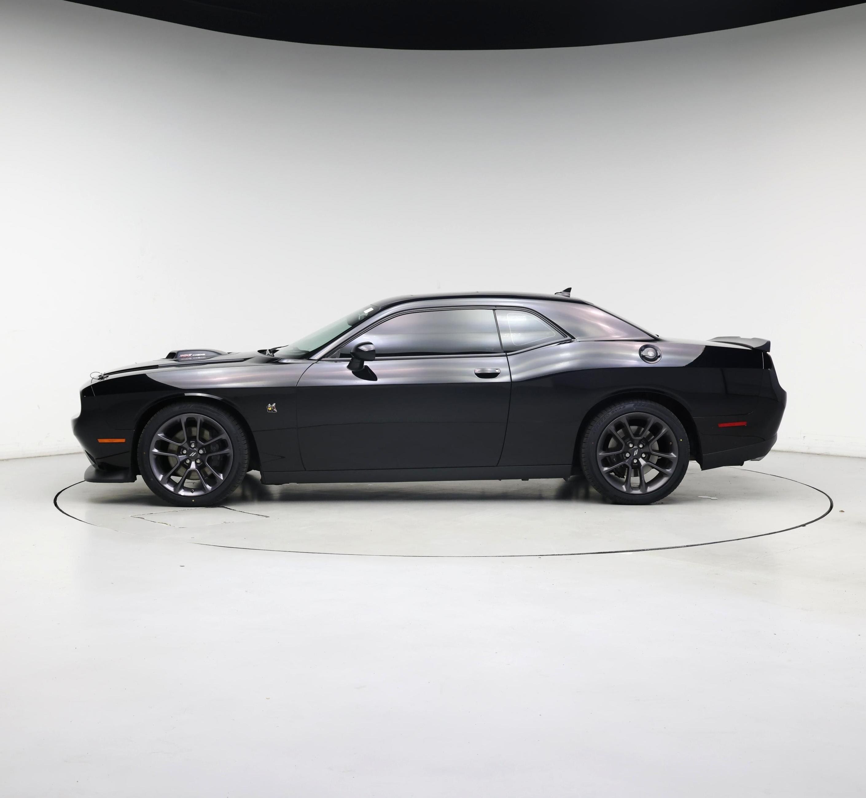 Thumbnail: 2021 Dodge Challenger - 3