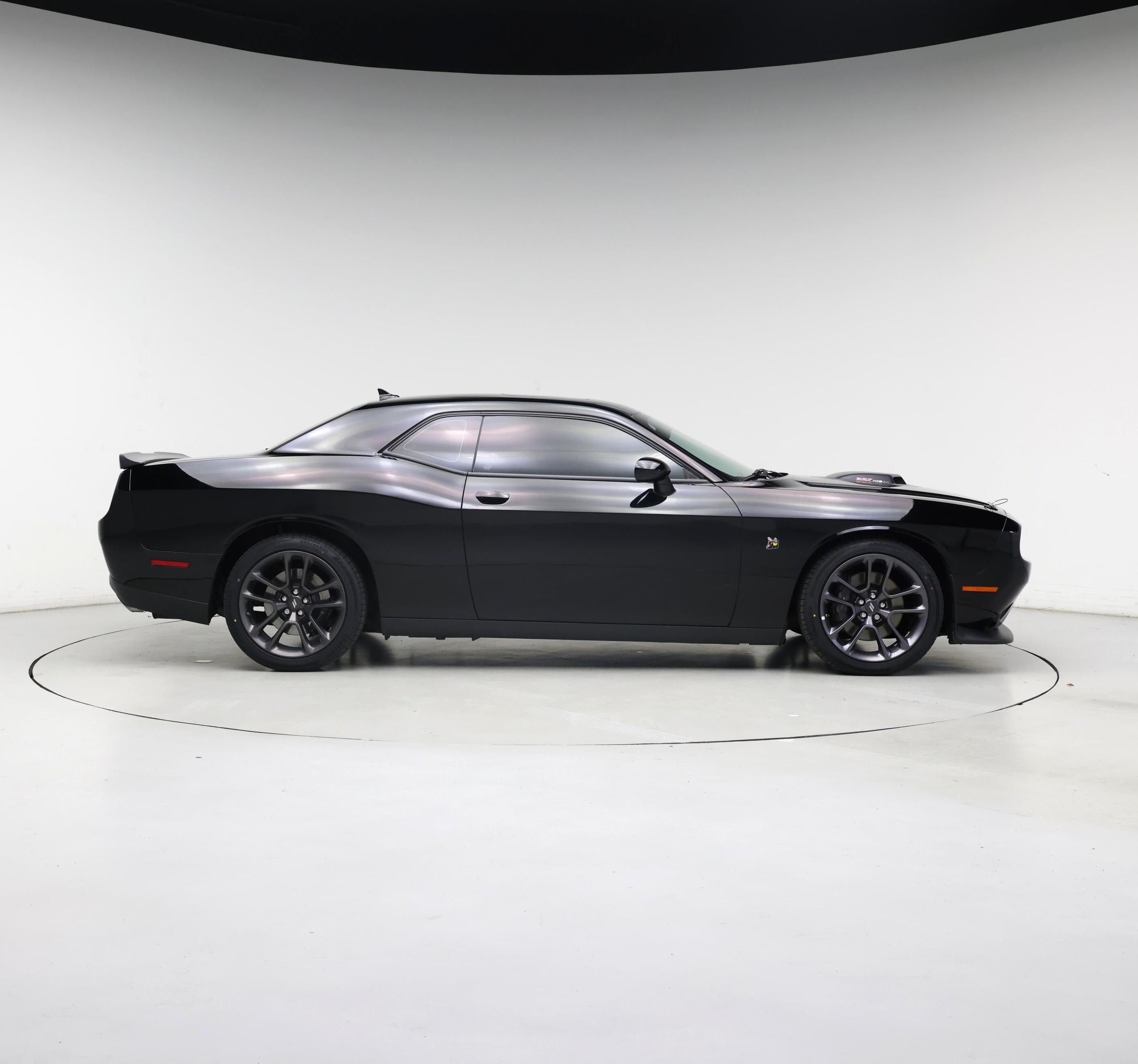 Thumbnail: 2021 Dodge Challenger - 7