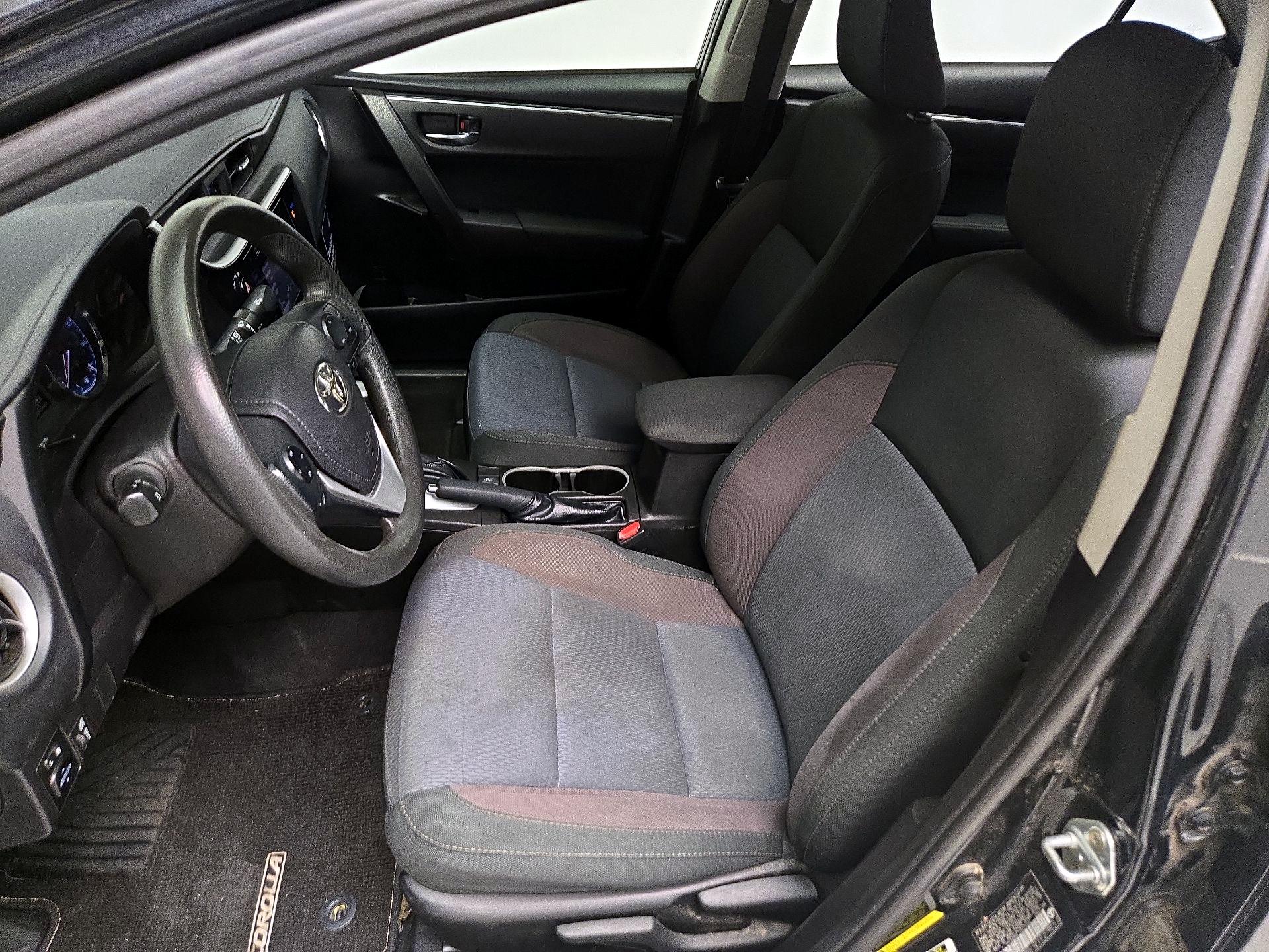 Thumbnail: 2018 Toyota Corolla - 11