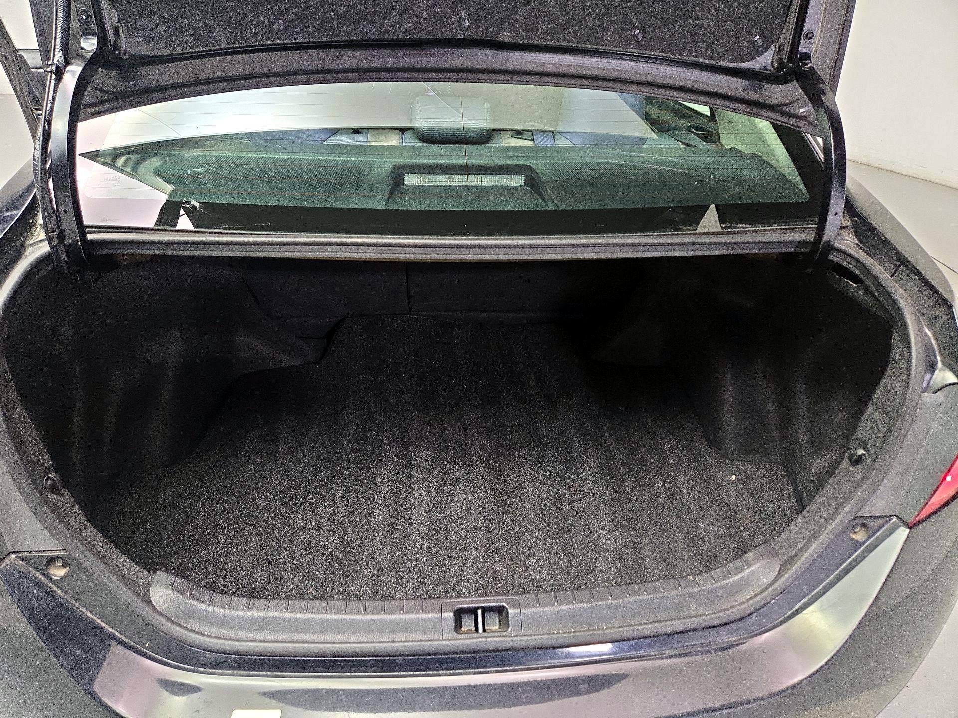 Thumbnail: 2018 Toyota Corolla - 20