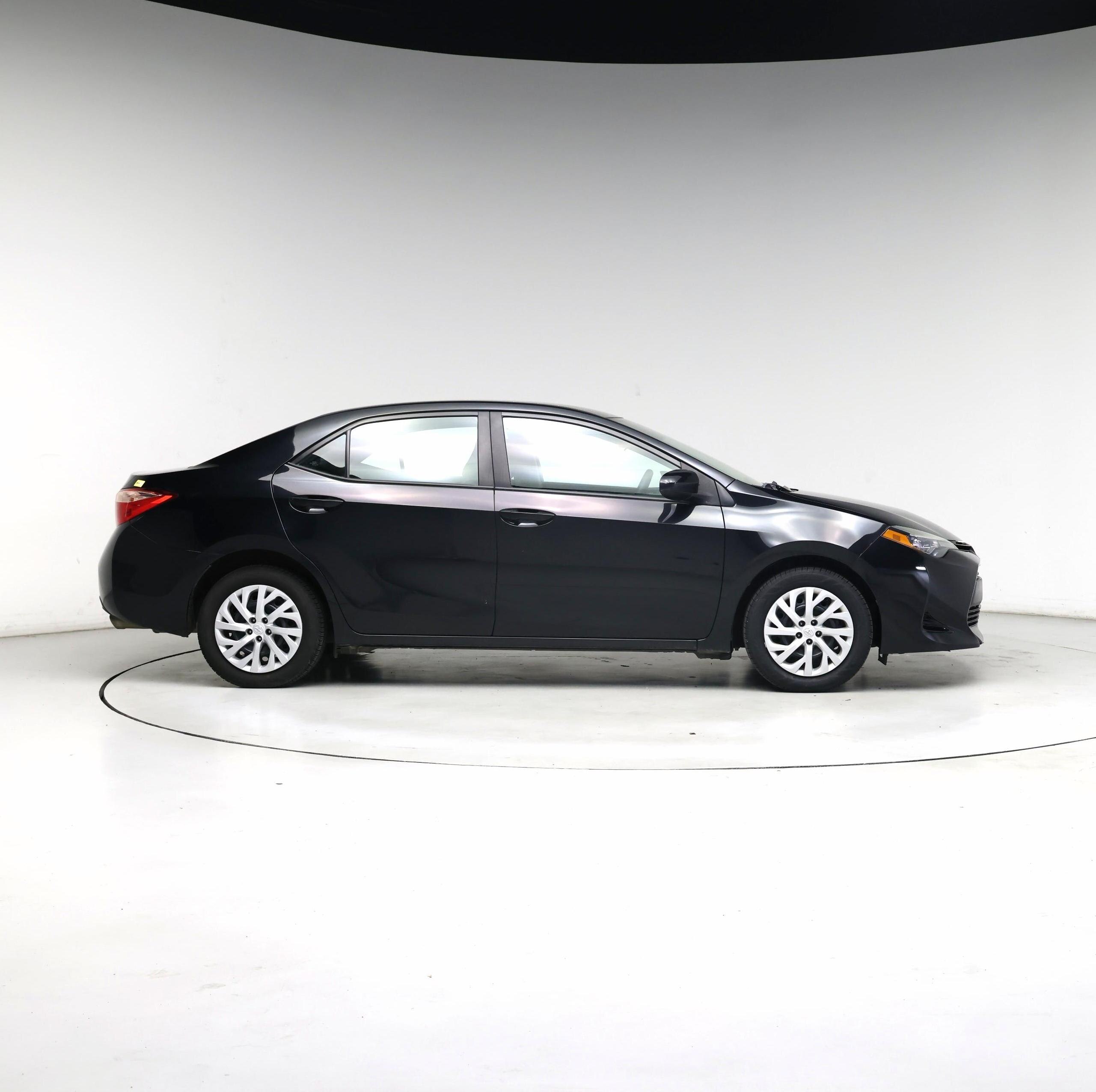 Thumbnail: 2018 Toyota Corolla - 7