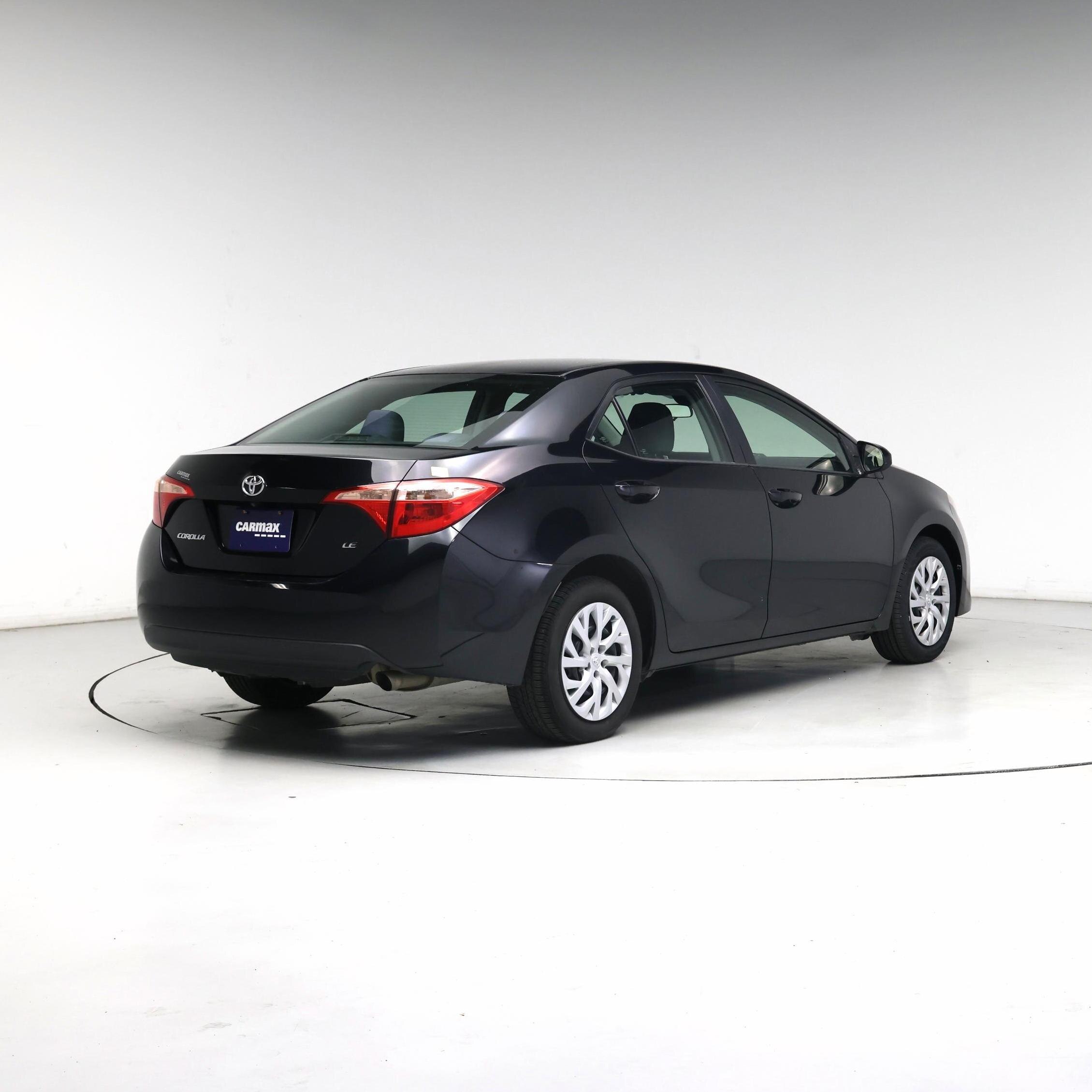 Thumbnail: 2018 Toyota Corolla - 8