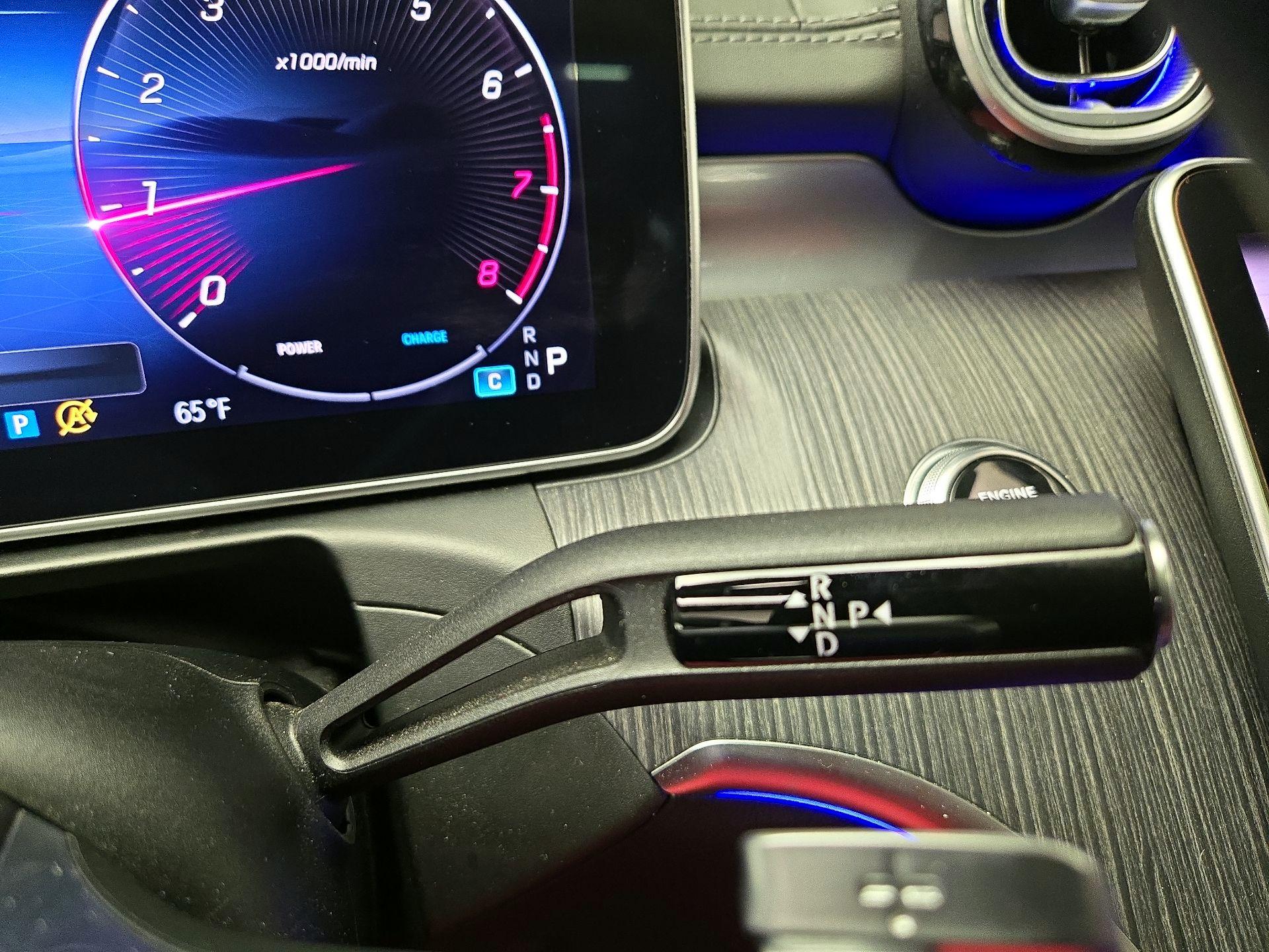 Thumbnail: 2023 Mercedes-Benz C-Class - 18