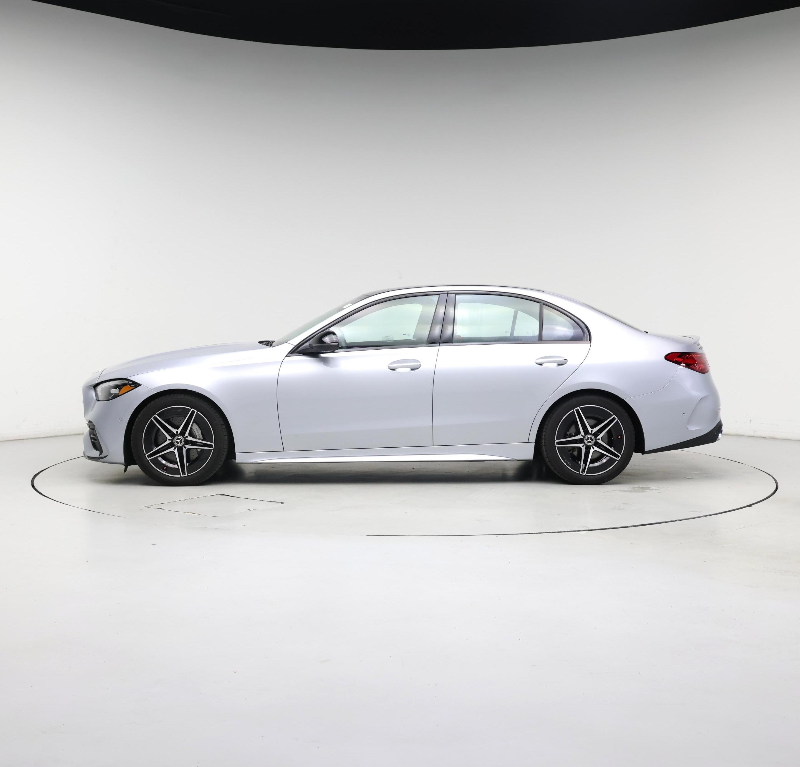 Thumbnail: 2023 Mercedes-Benz C-Class - 3