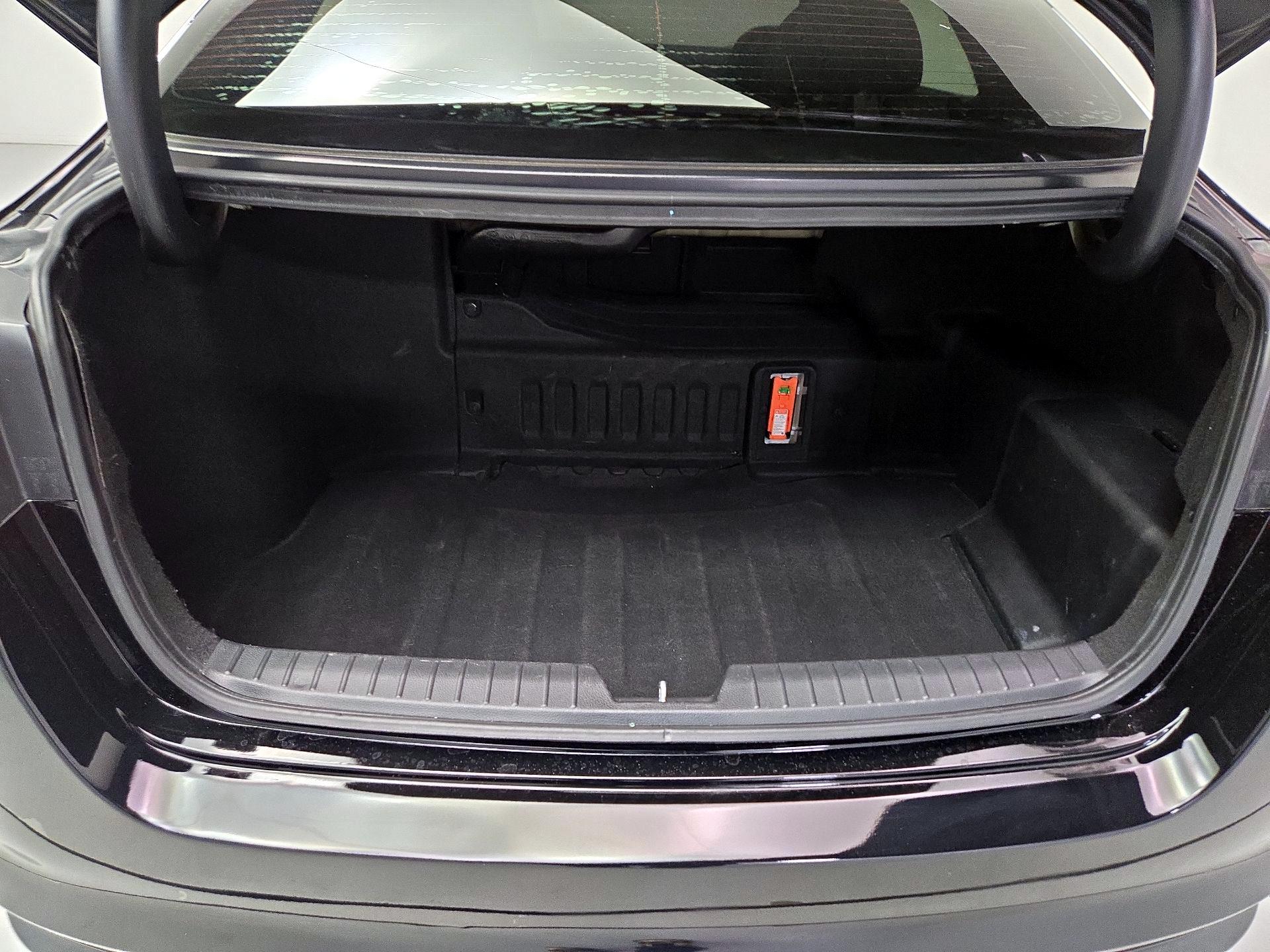 Thumbnail: 2015 Kia Optima - 19