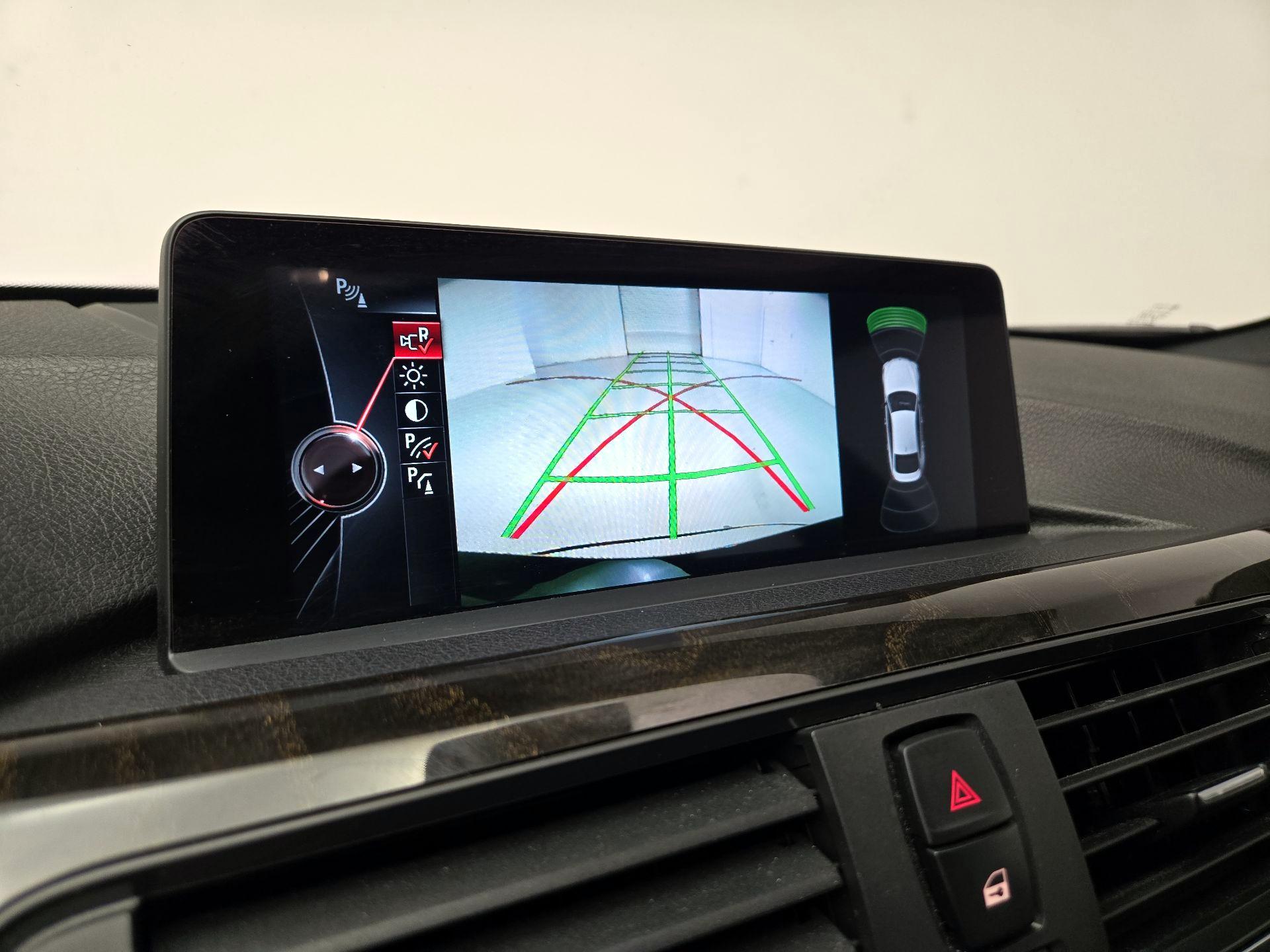 Thumbnail: 2016 BMW 4 Series - 15