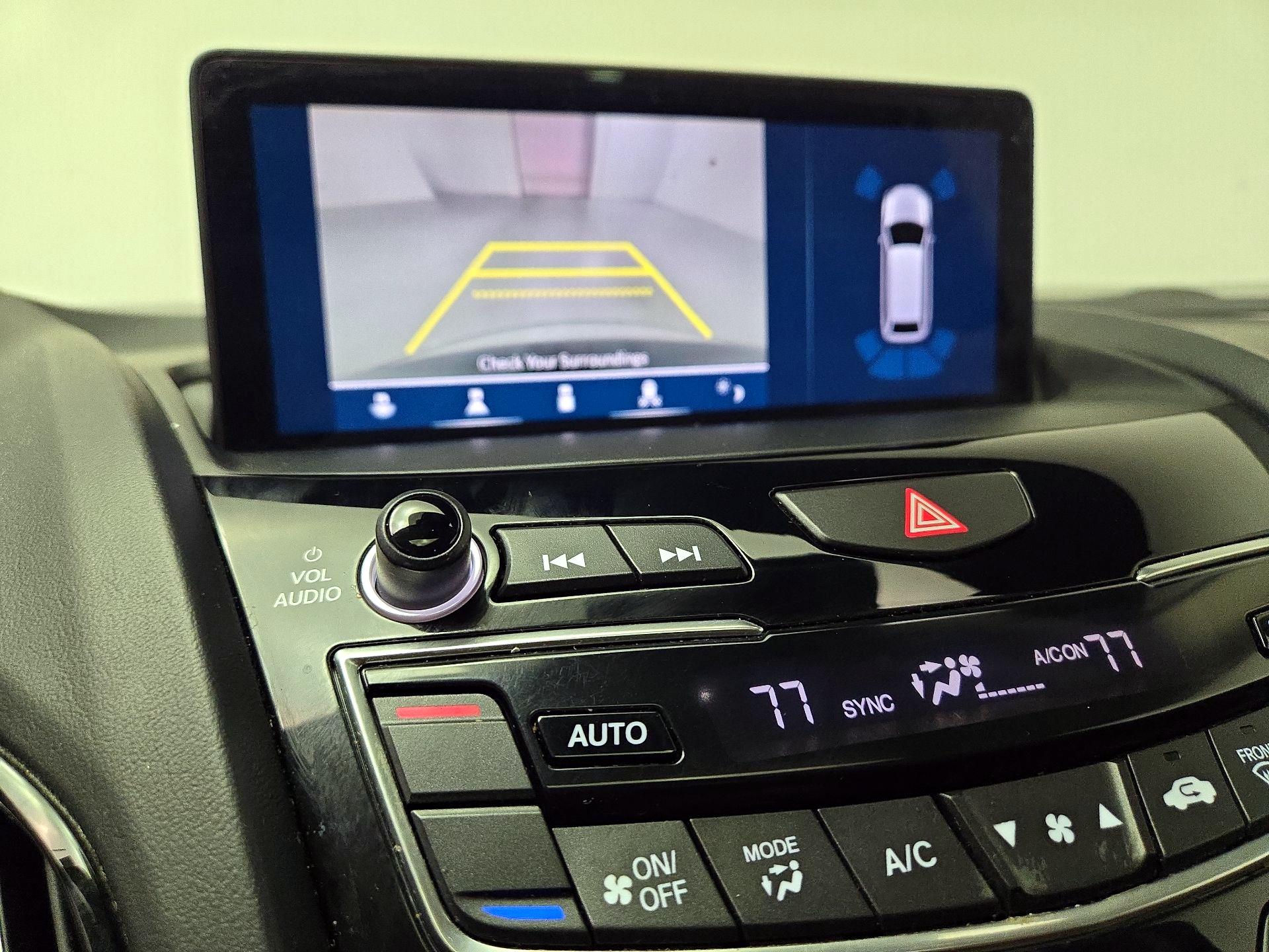 Thumbnail: 2021 Acura RDX - 15