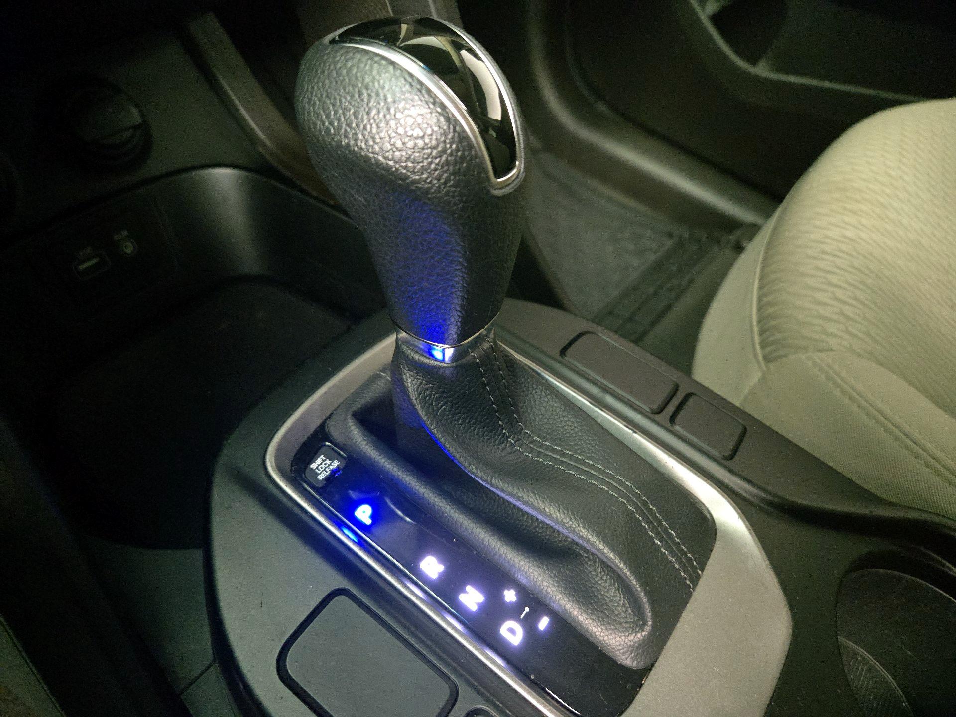 Thumbnail: 2018 Hyundai Santa Fe - 17