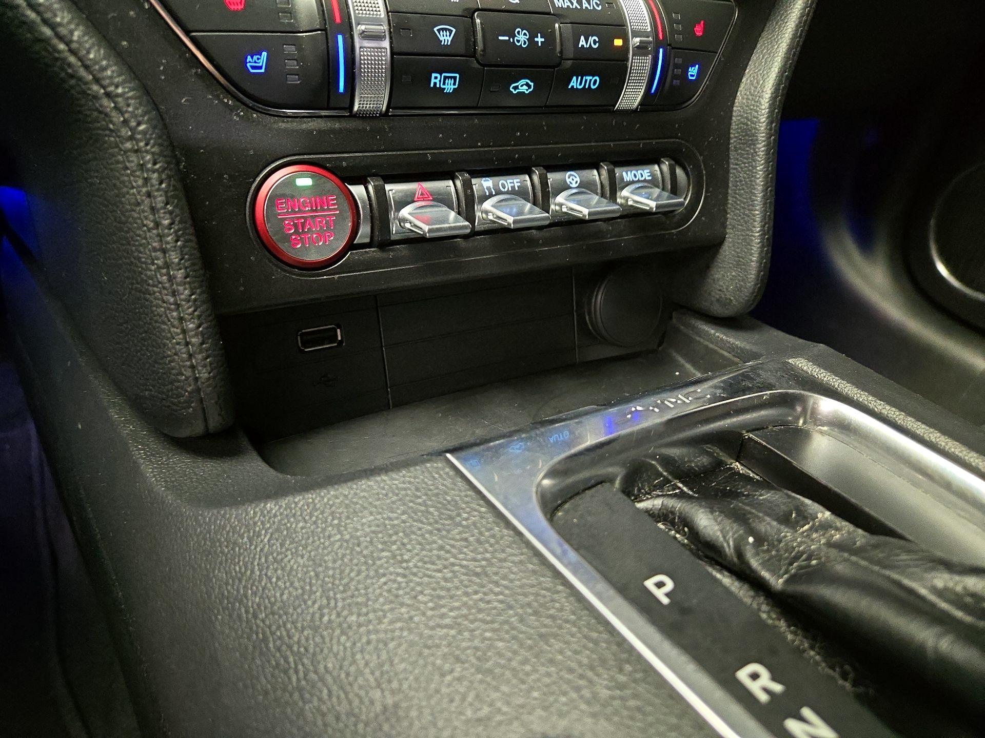 Thumbnail: 2022 Ford Mustang - 19