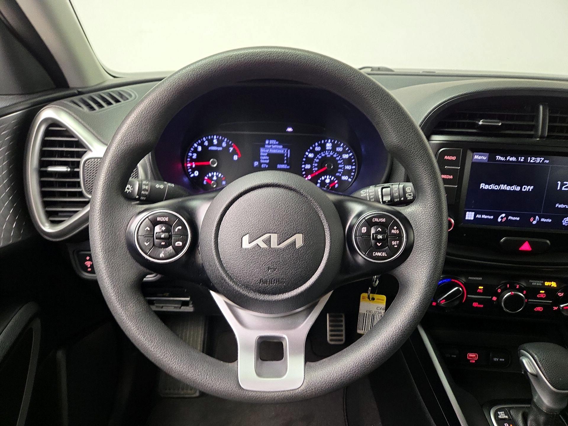 Thumbnail: 2022 Kia Soul - 10