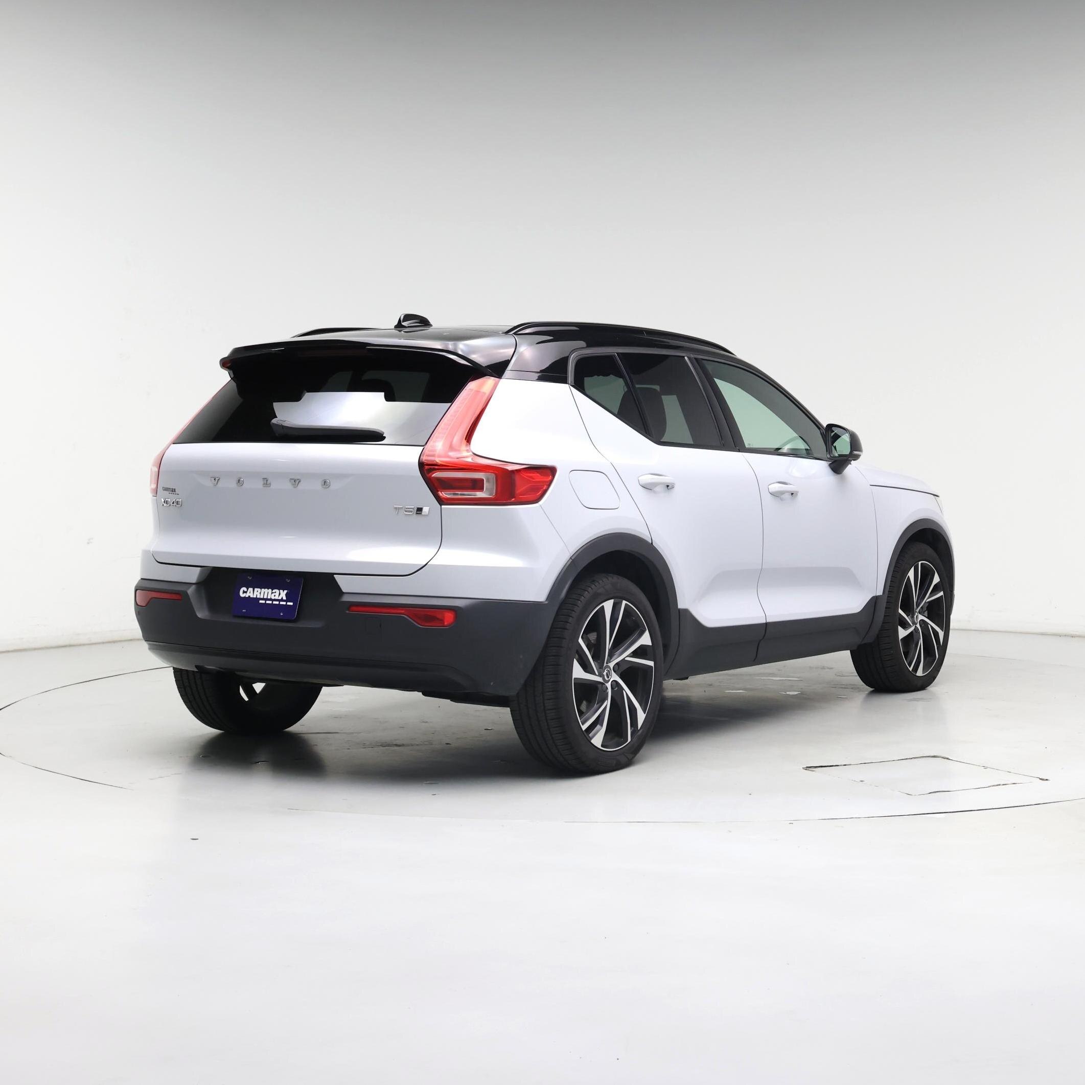 Thumbnail: 2021 Volvo XC40 - 8