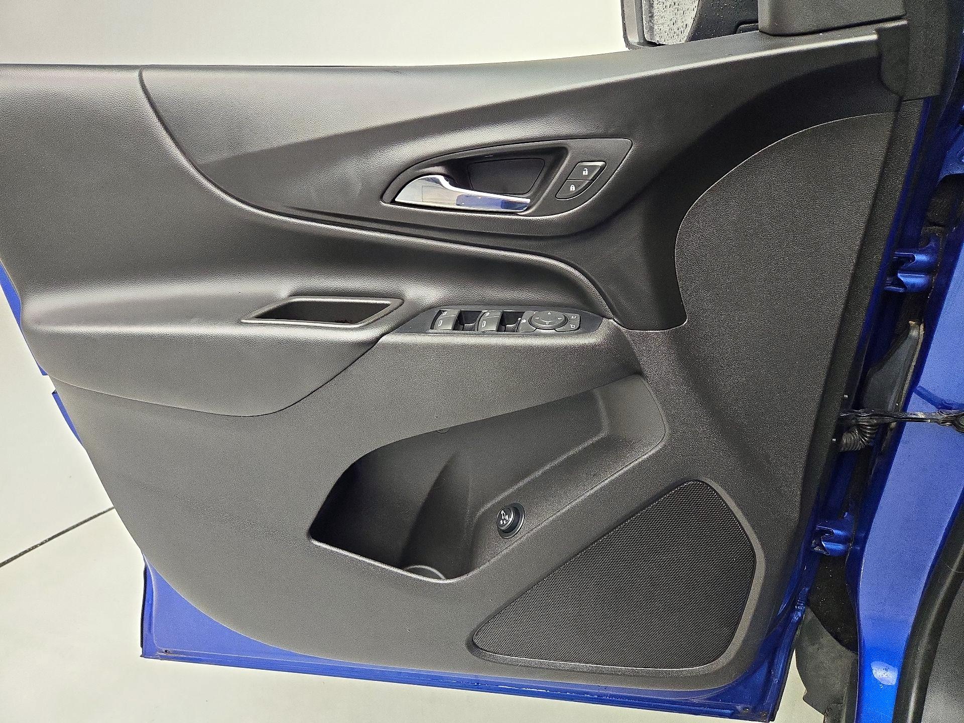 Thumbnail: 2019 Chevrolet Equinox - 12