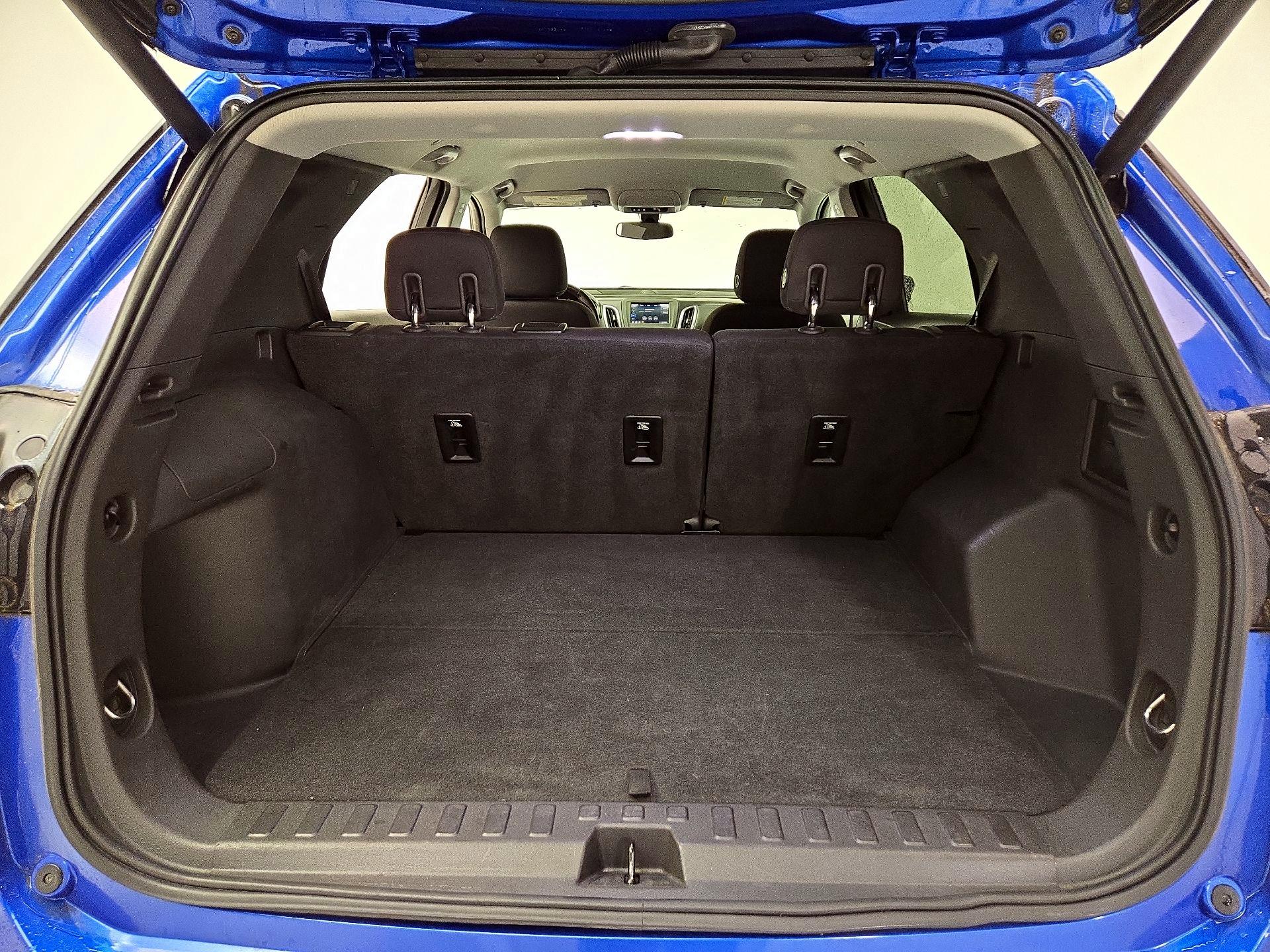 Thumbnail: 2019 Chevrolet Equinox - 20