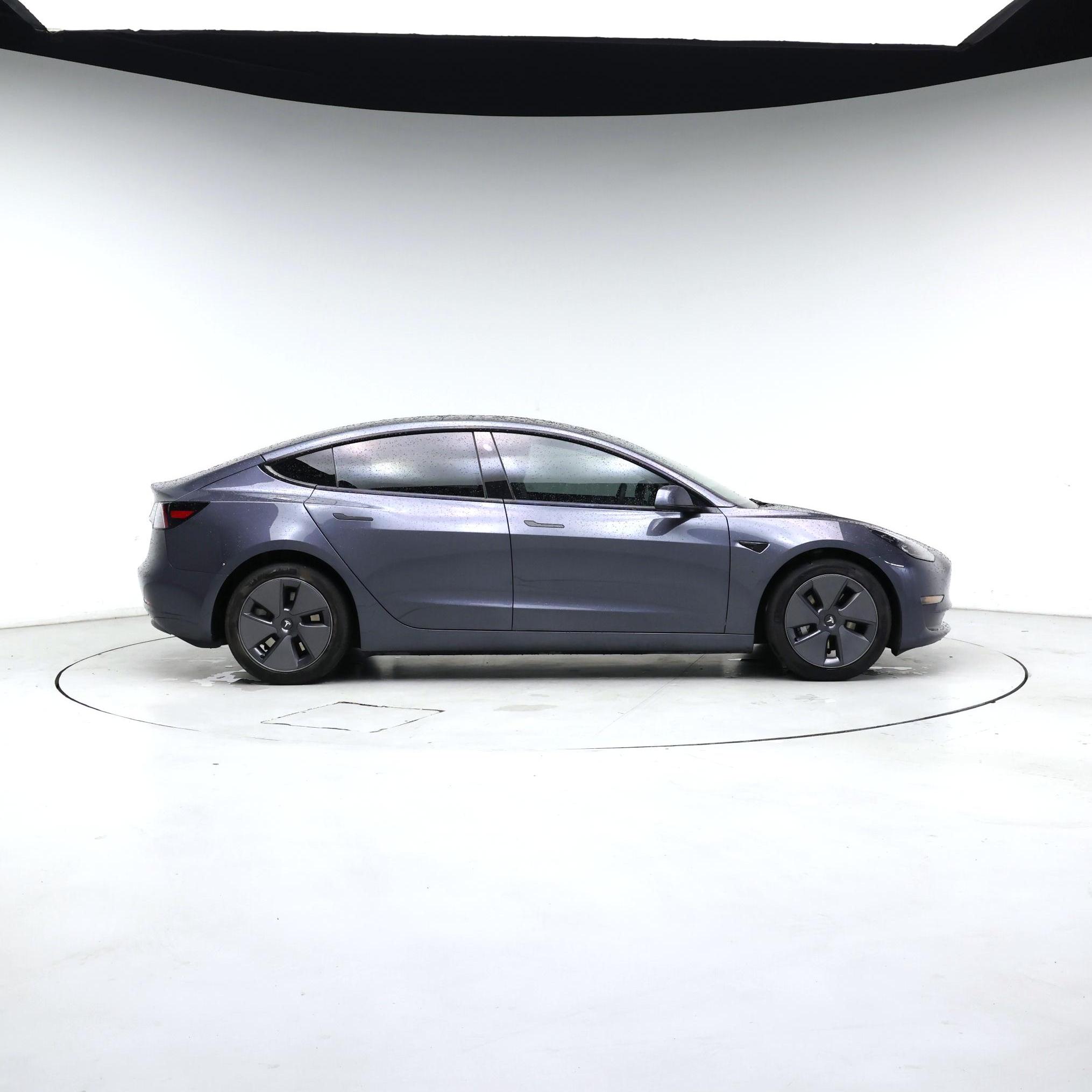Thumbnail: 2023 Tesla Model 3 - 7