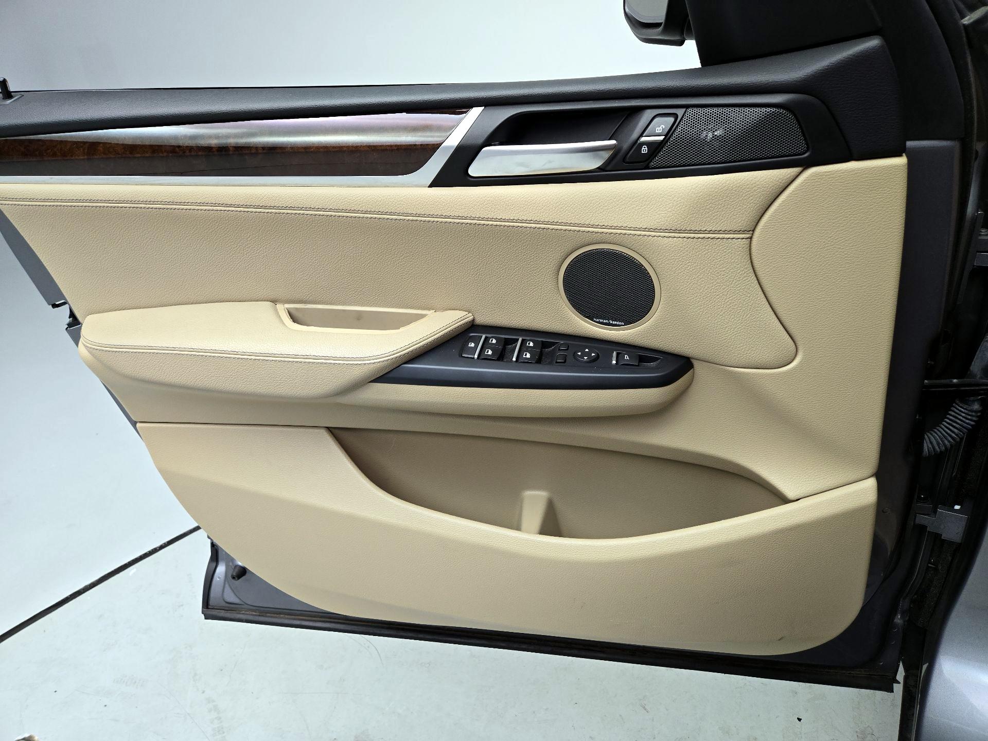 Thumbnail: 2015 BMW X3 - 12