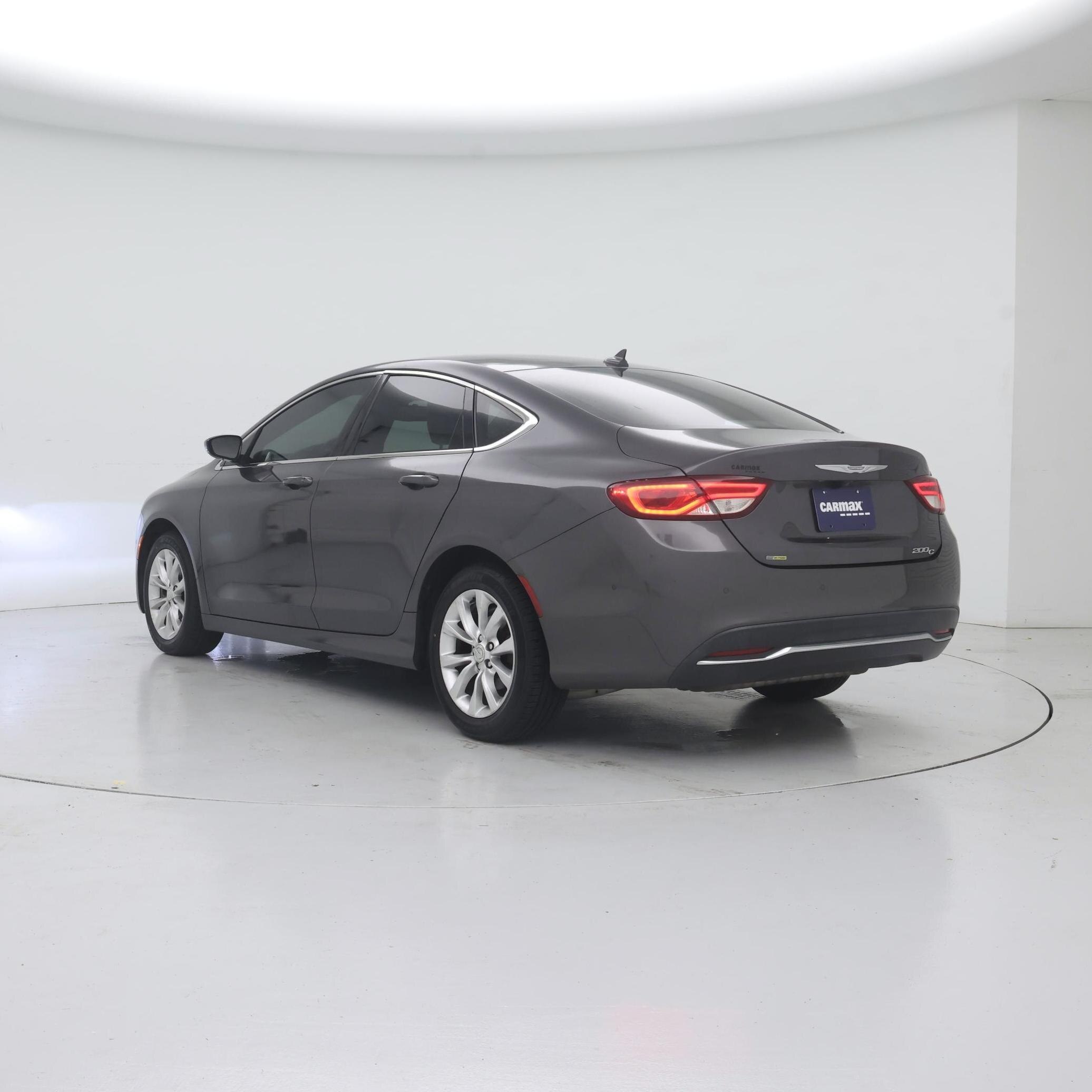 Thumbnail: 2015 Chrysler 200 - 2