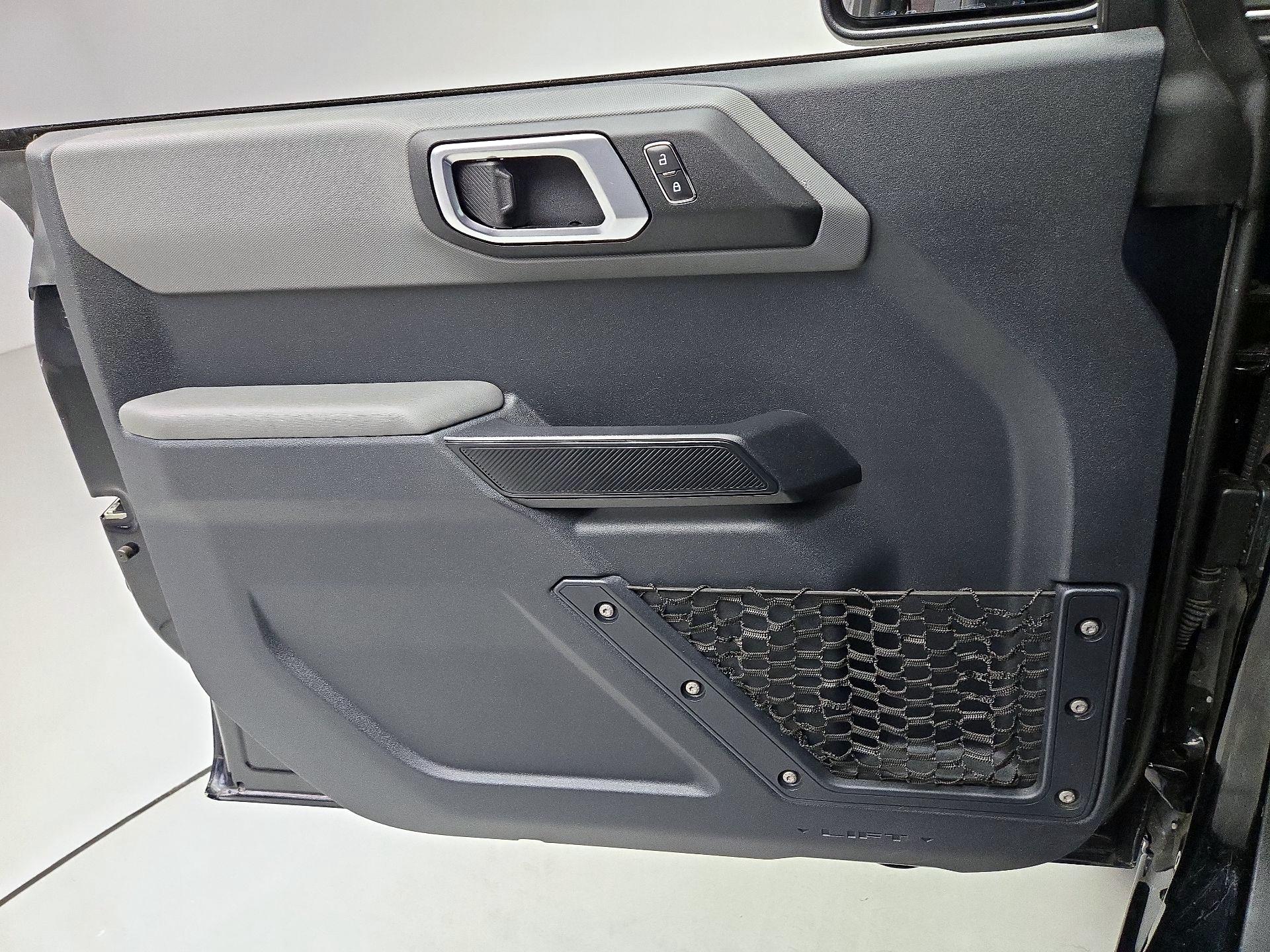 Thumbnail: 2021 Ford Bronco - 12