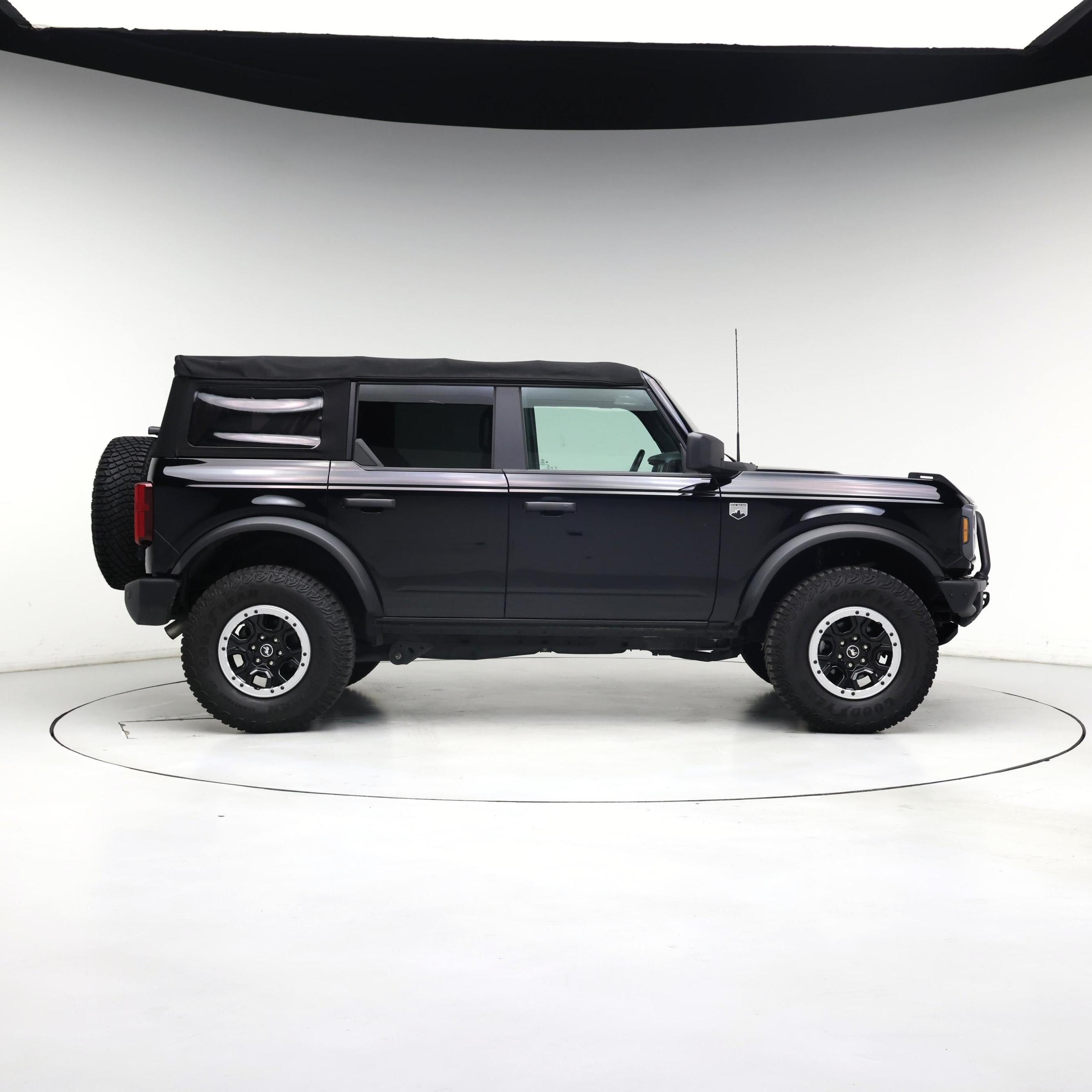 Thumbnail: 2021 Ford Bronco - 7