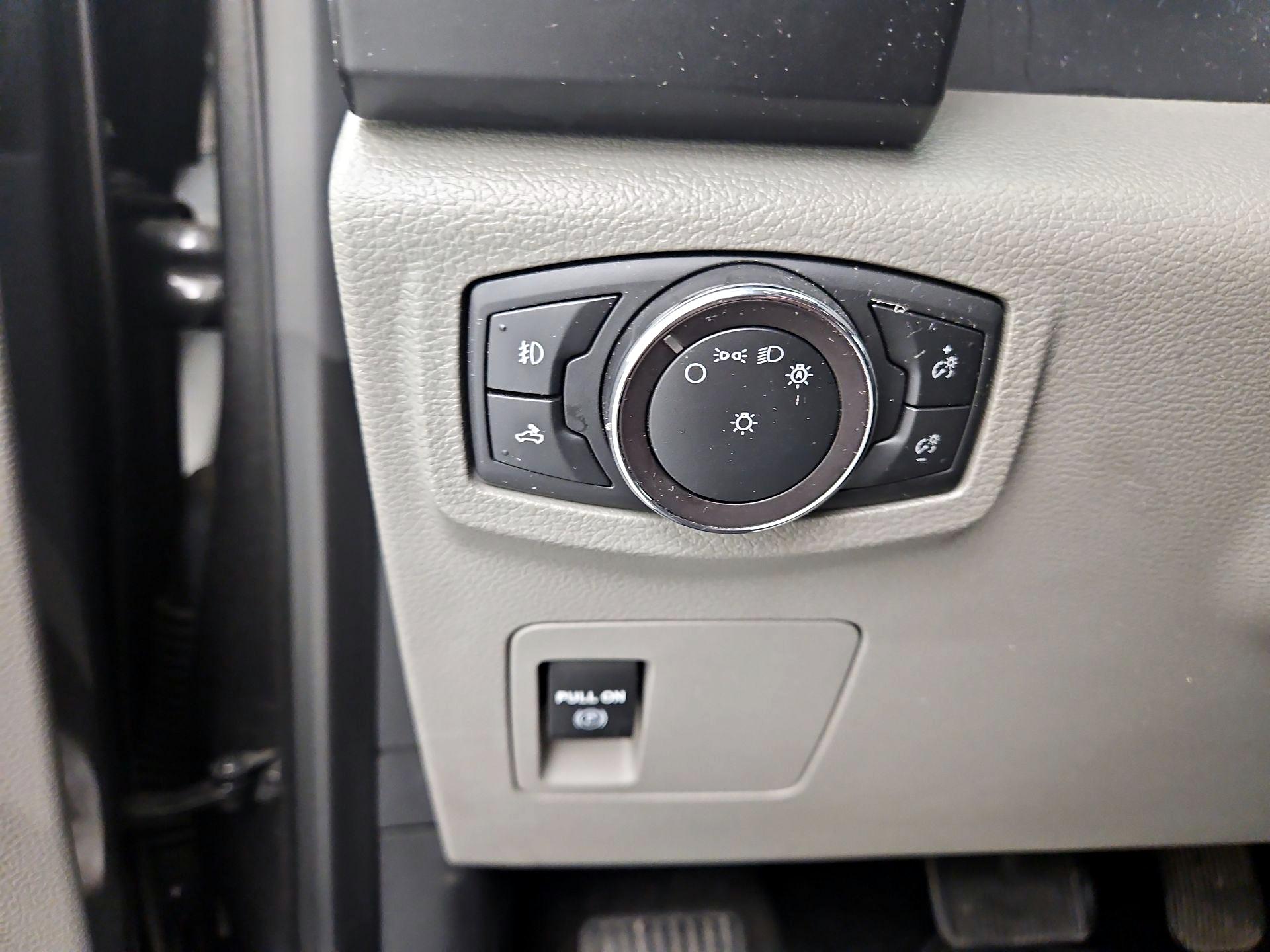 Thumbnail: 2019 Ford F-150 - 13