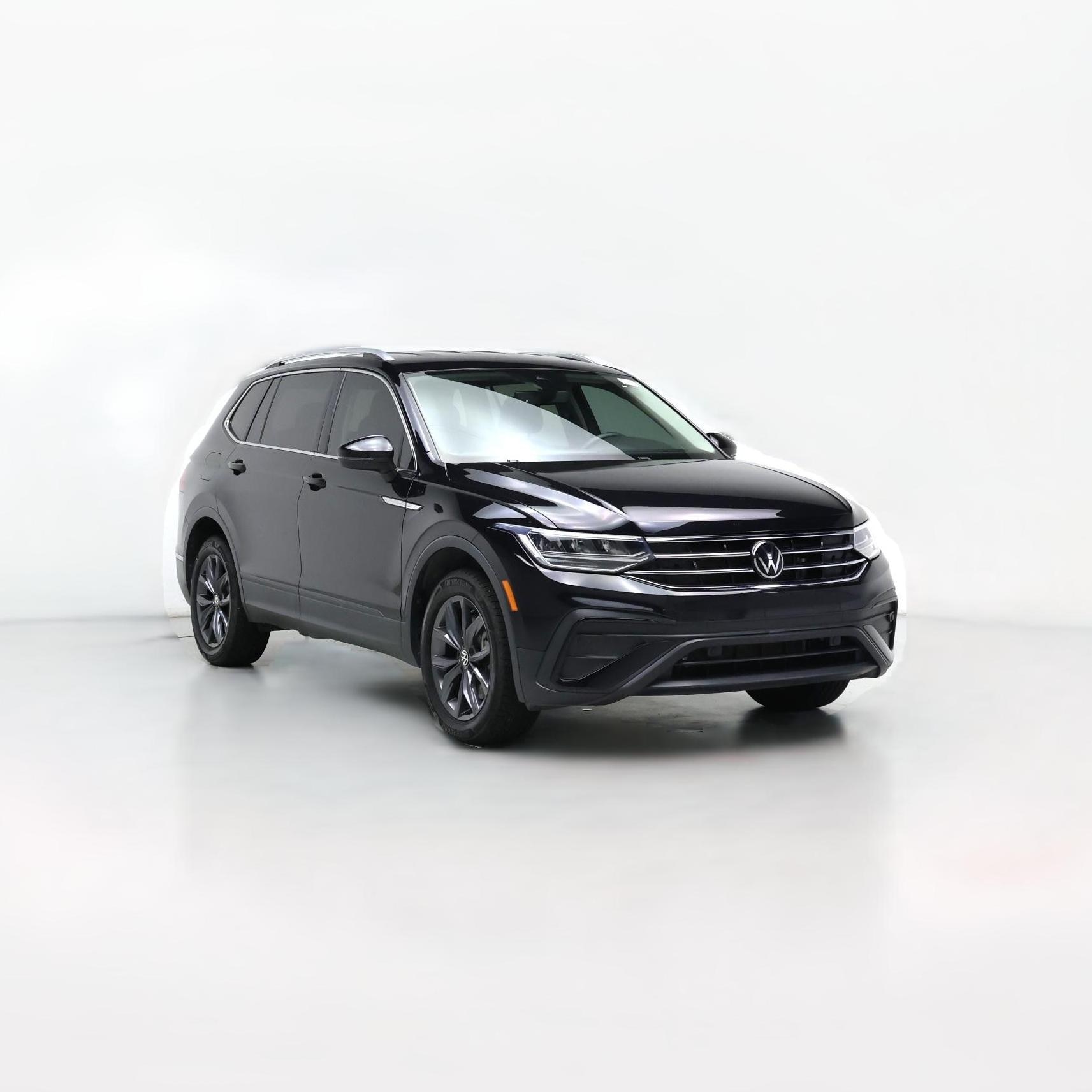 Thumbnail: 2022 Volkswagen Tiguan - 1