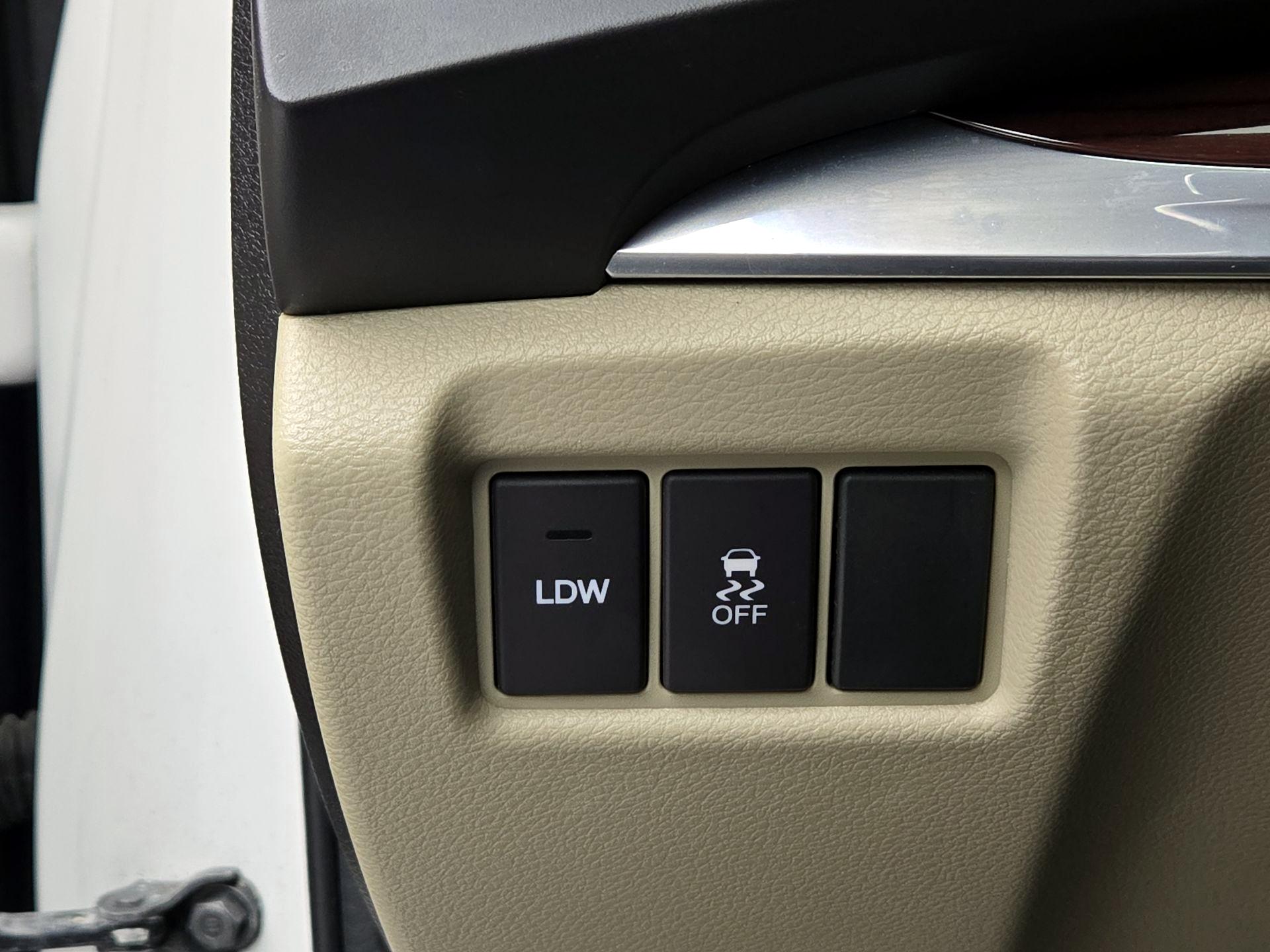 Thumbnail: 2014 Acura MDX - 13