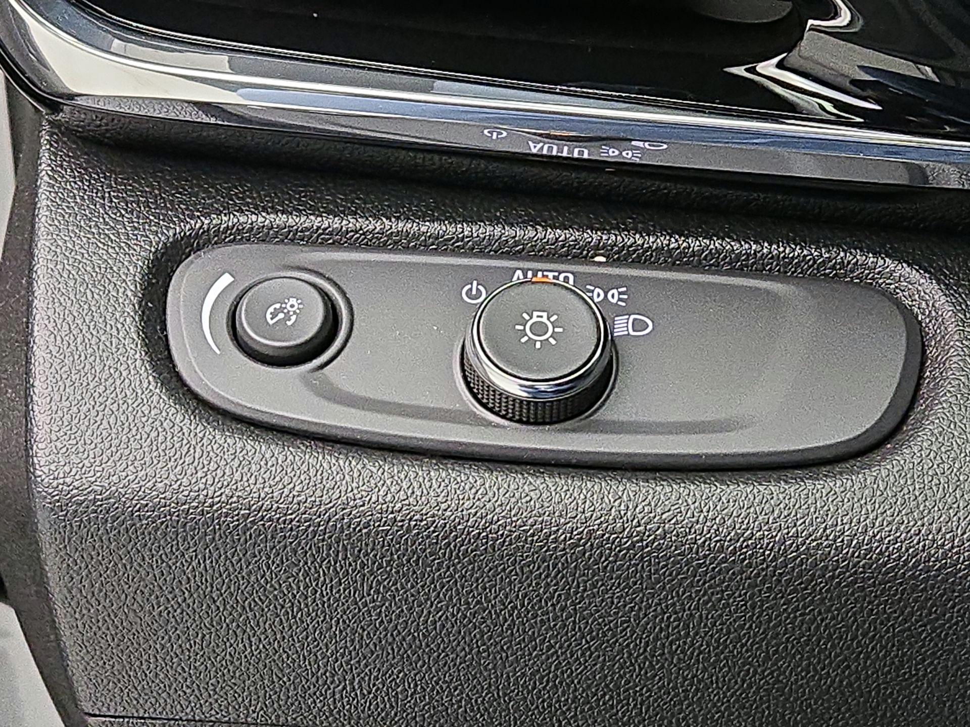 Thumbnail: 2025 Buick Envista - 13