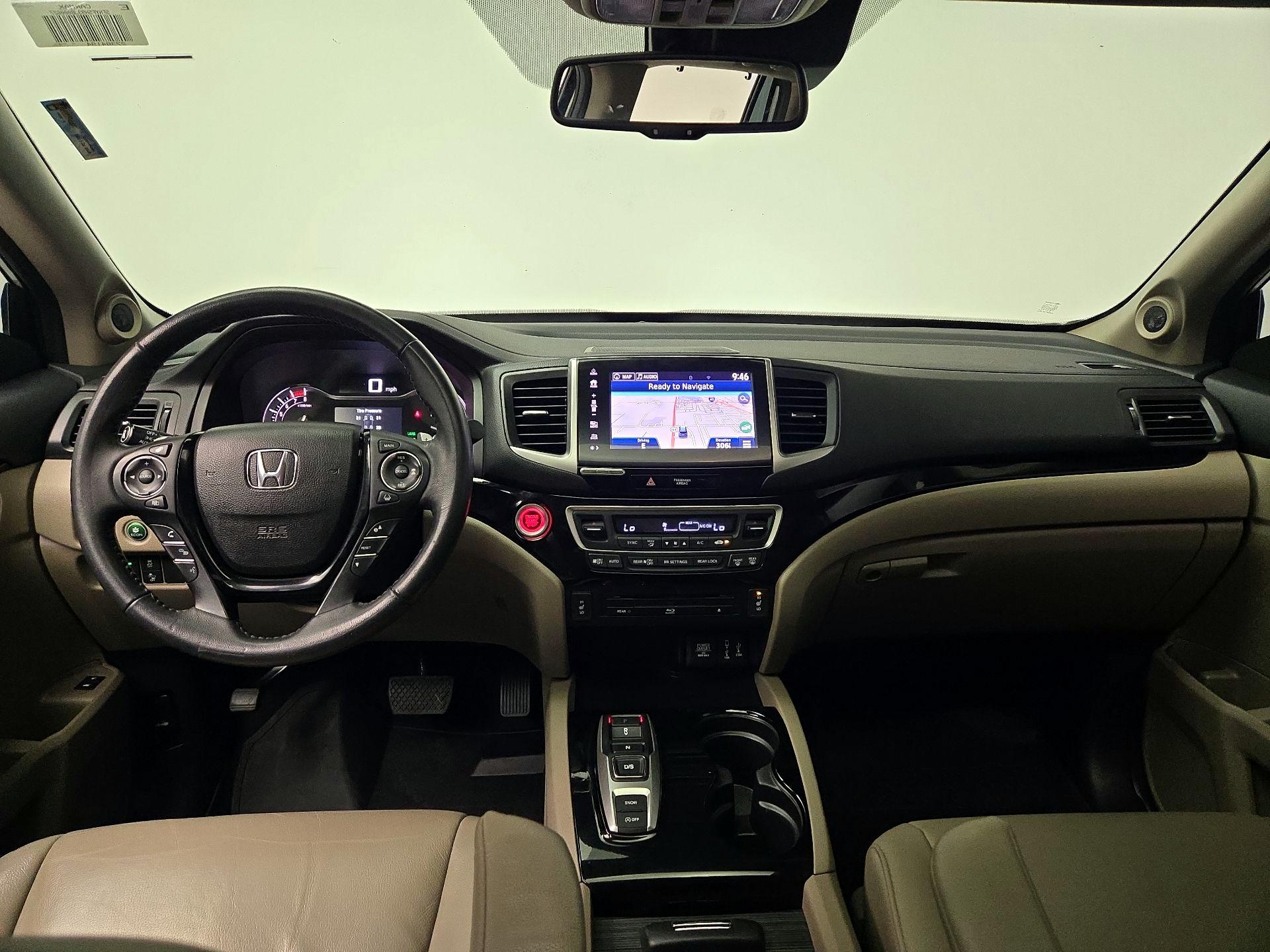 Thumbnail: 2018 Honda Pilot - 9