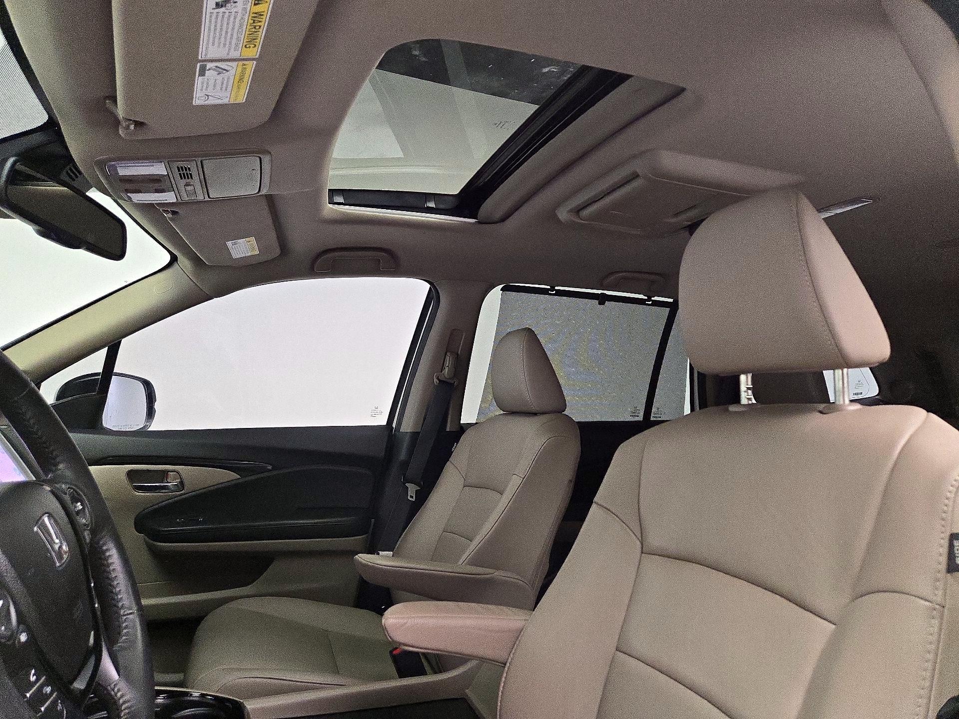 Thumbnail: 2018 Honda Pilot - 20