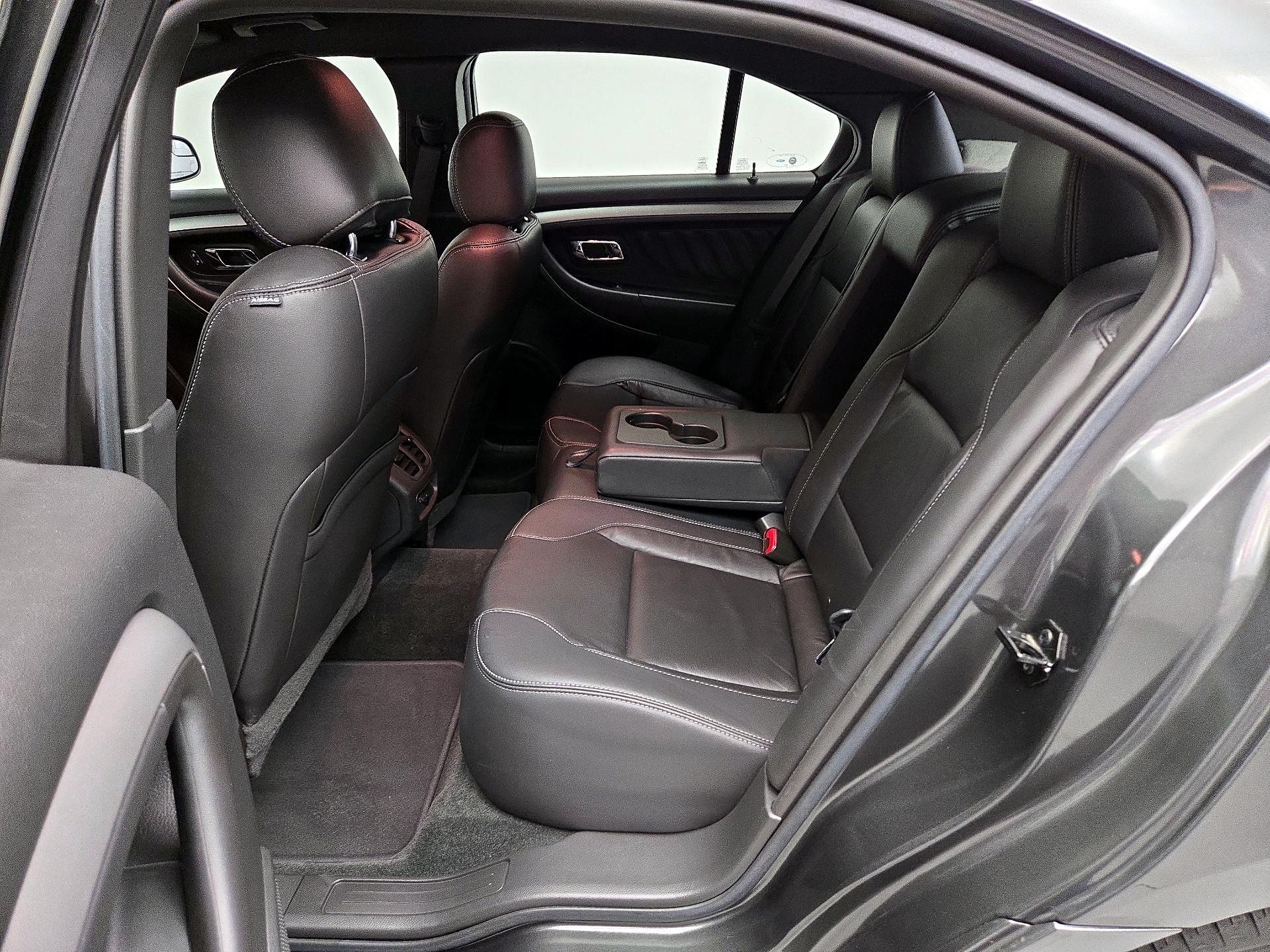 Thumbnail: 2016 Ford Taurus - 20