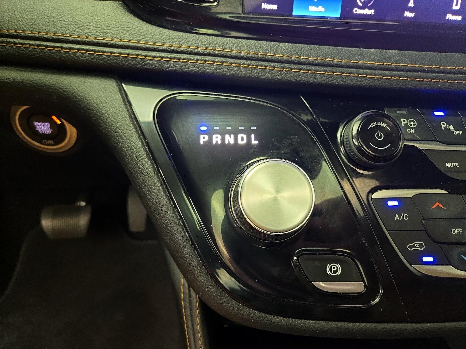 2023 Chrysler Pacifica Pinnacle - Photo 19