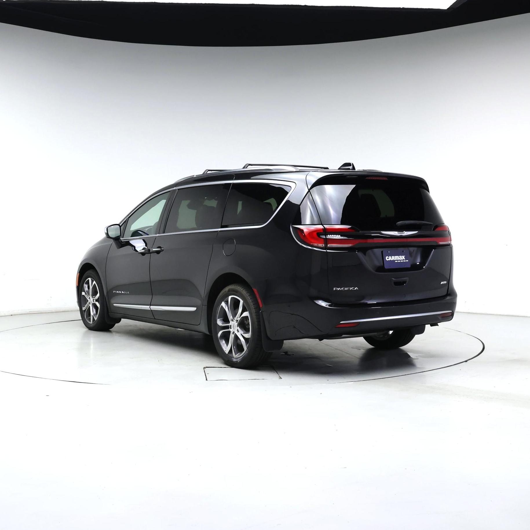 Thumbnail: 2023 Chrysler Pacifica - 2