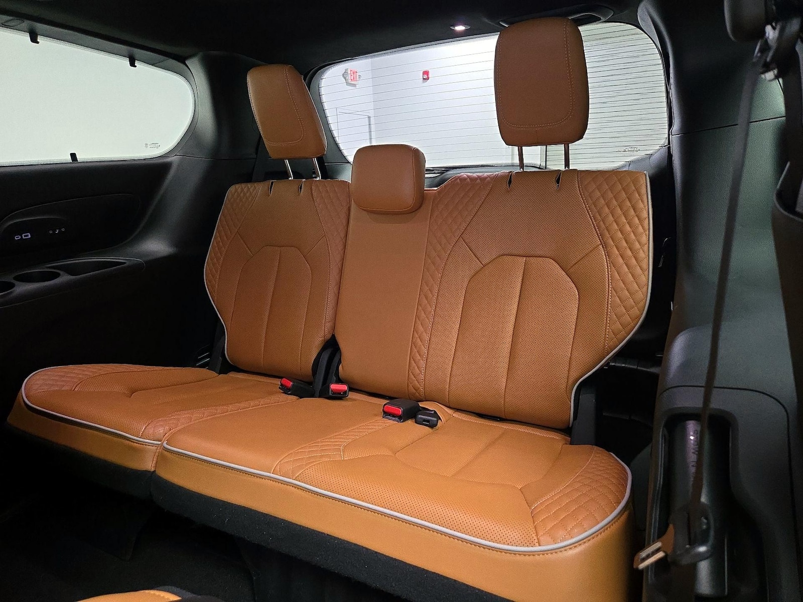 2023 Chrysler Pacifica Pinnacle - Photo 23