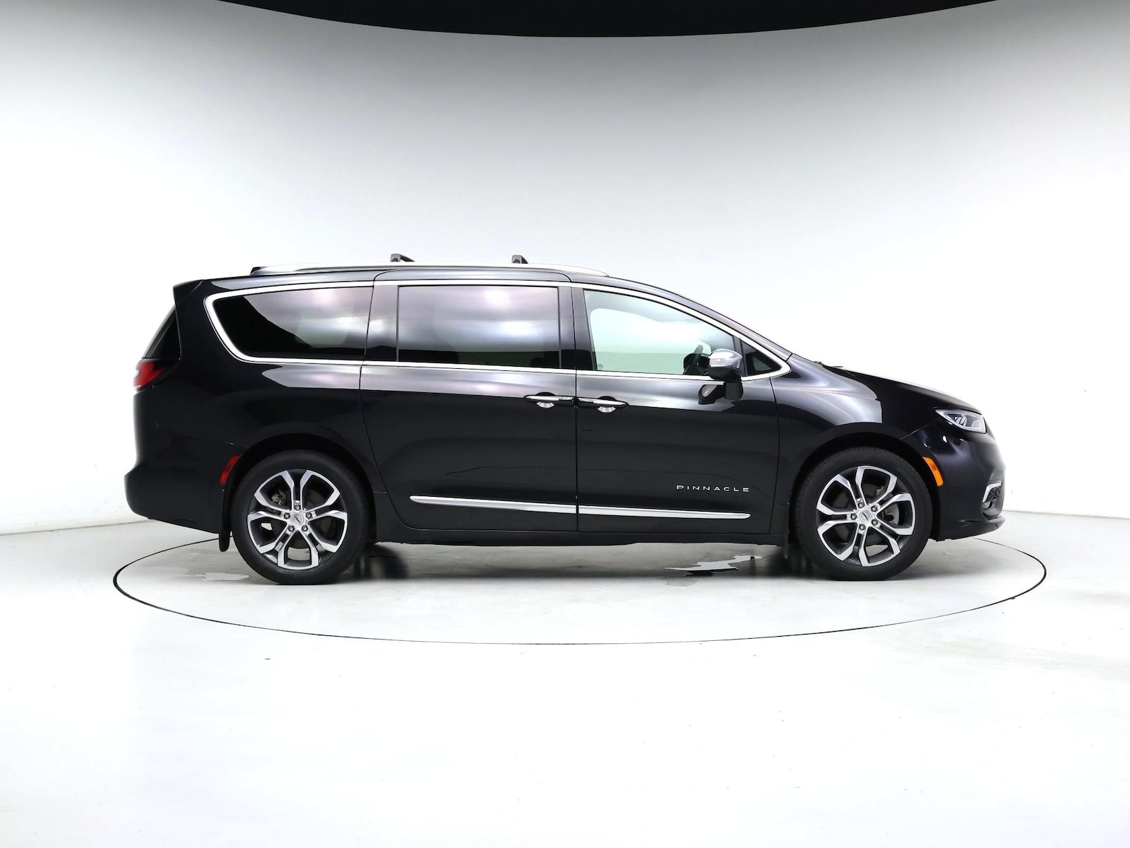 2023 Chrysler Pacifica Pinnacle - Photo 8