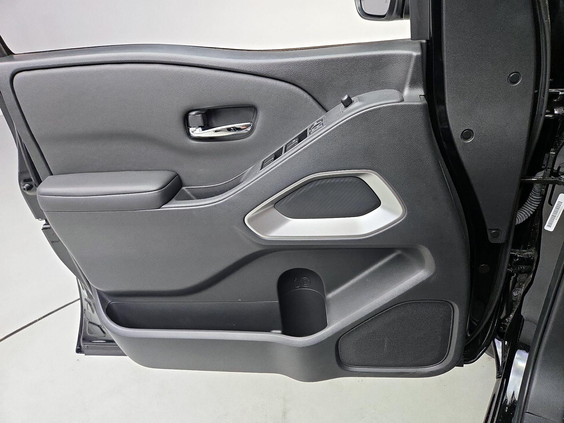 Thumbnail: 2024 Nissan Frontier - 12