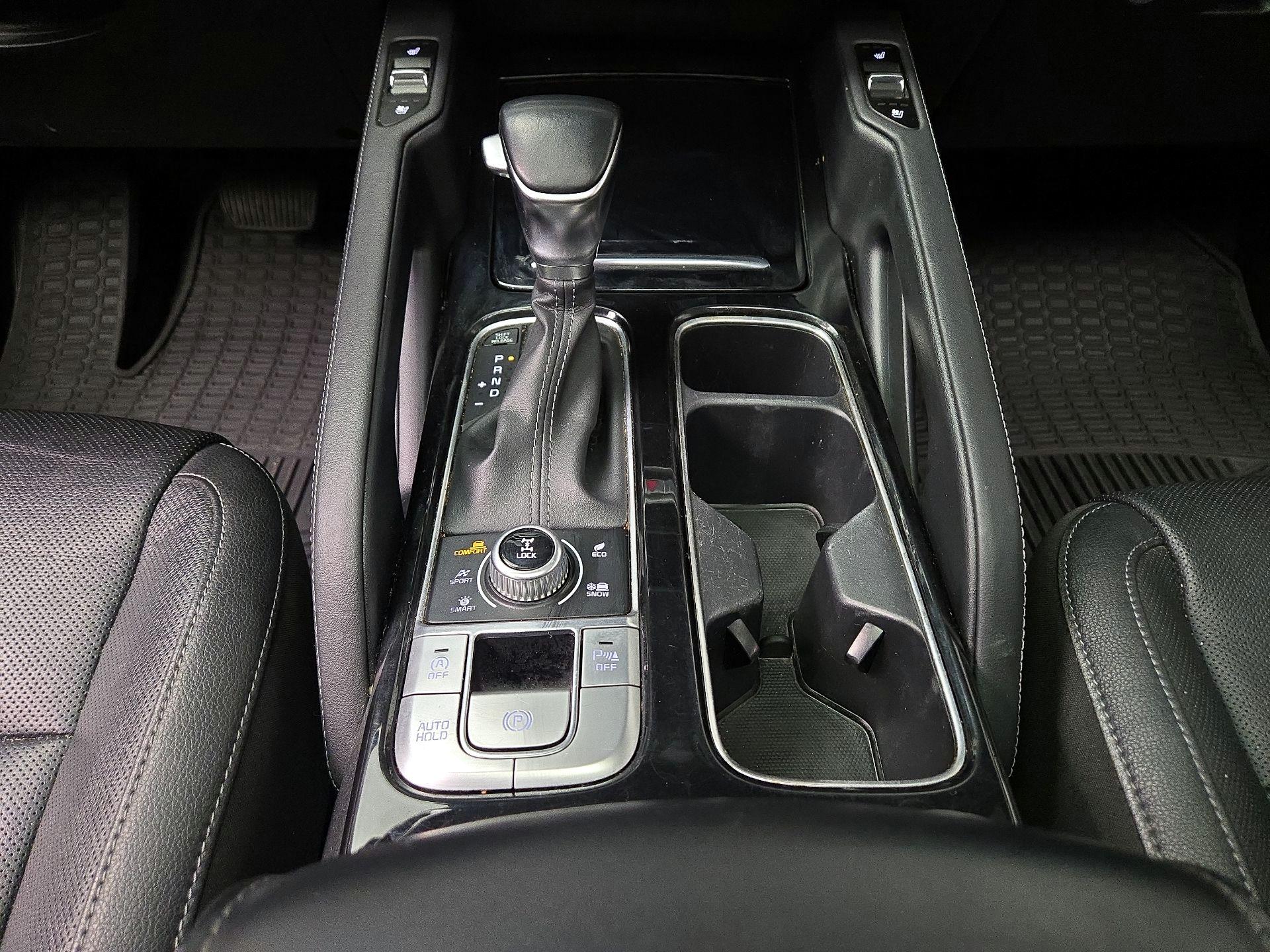 Thumbnail: 2022 Kia Telluride - 18