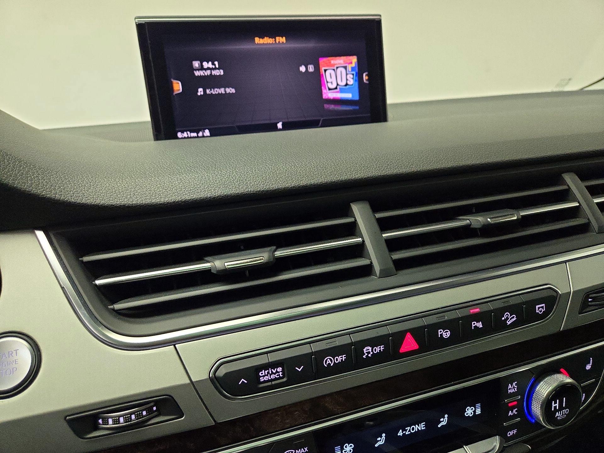 Thumbnail: 2019 Audi Q7 - 16