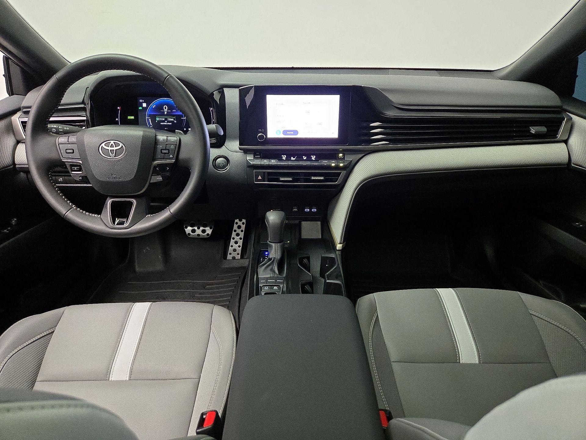 Thumbnail: 2025 Toyota Camry - 9